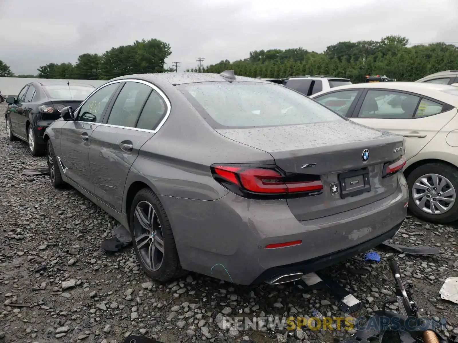 3 Photograph of a damaged car WBA13BJ0XMCF69898 BMW 5 SERIES 2021