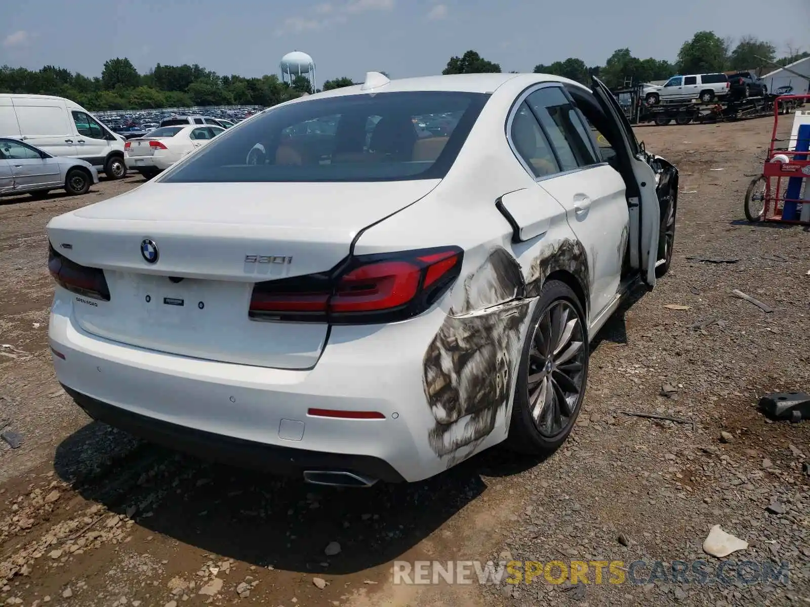 4 Photograph of a damaged car WBA13BJ0XMWW96517 BMW 5 SERIES 2021