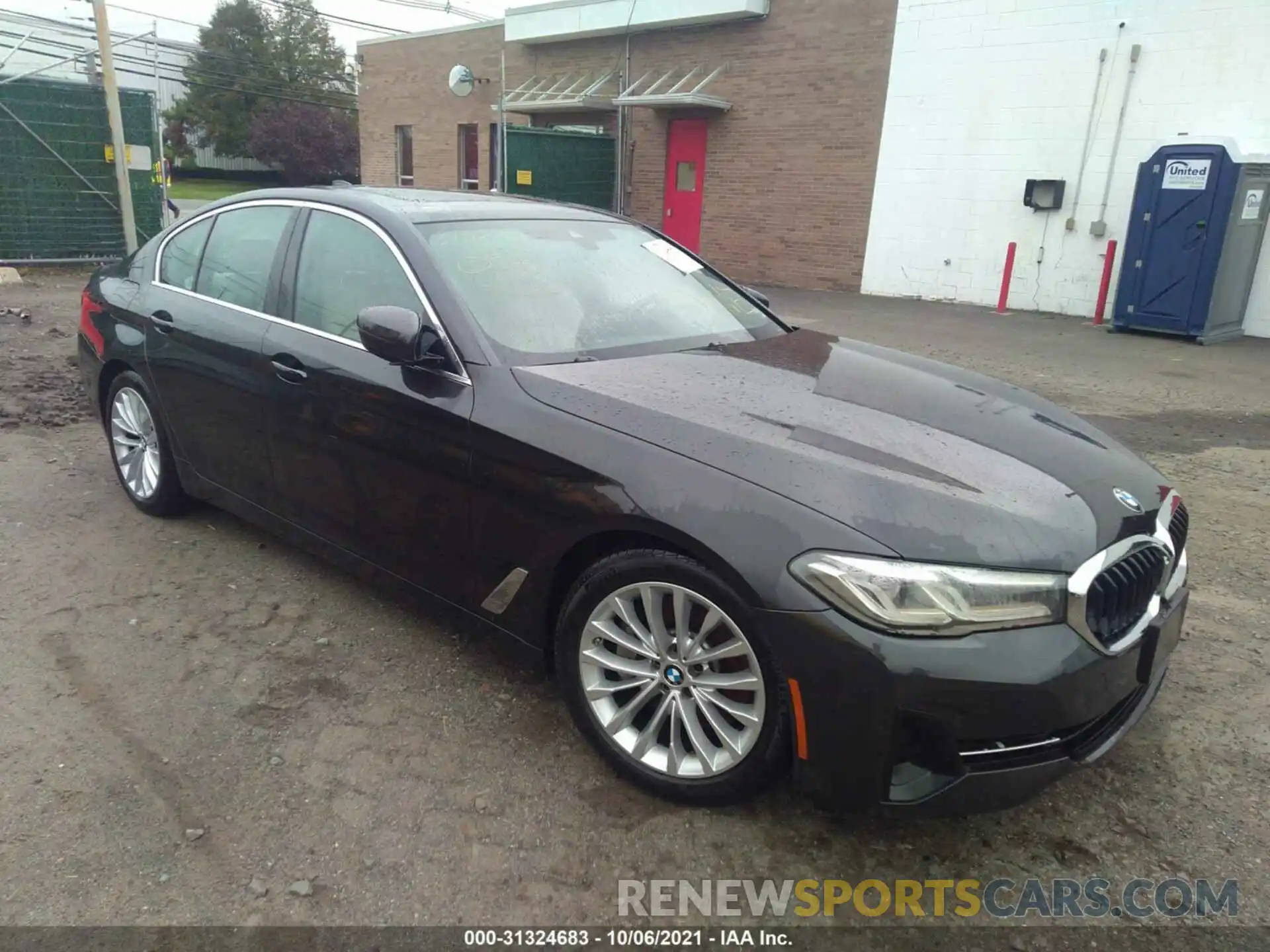 1 Photograph of a damaged car WBA13BJ0XMWW97389 BMW 5 SERIES 2021