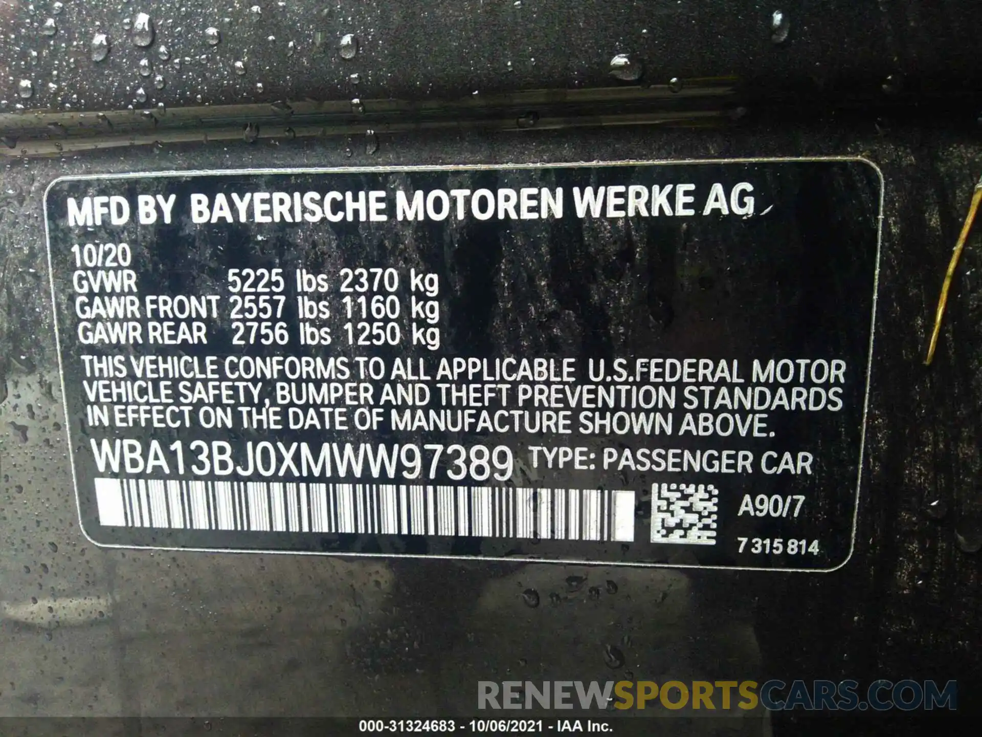 9 Фотография поврежденного автомобиля WBA13BJ0XMWW97389 BMW 5 SERIES 2021