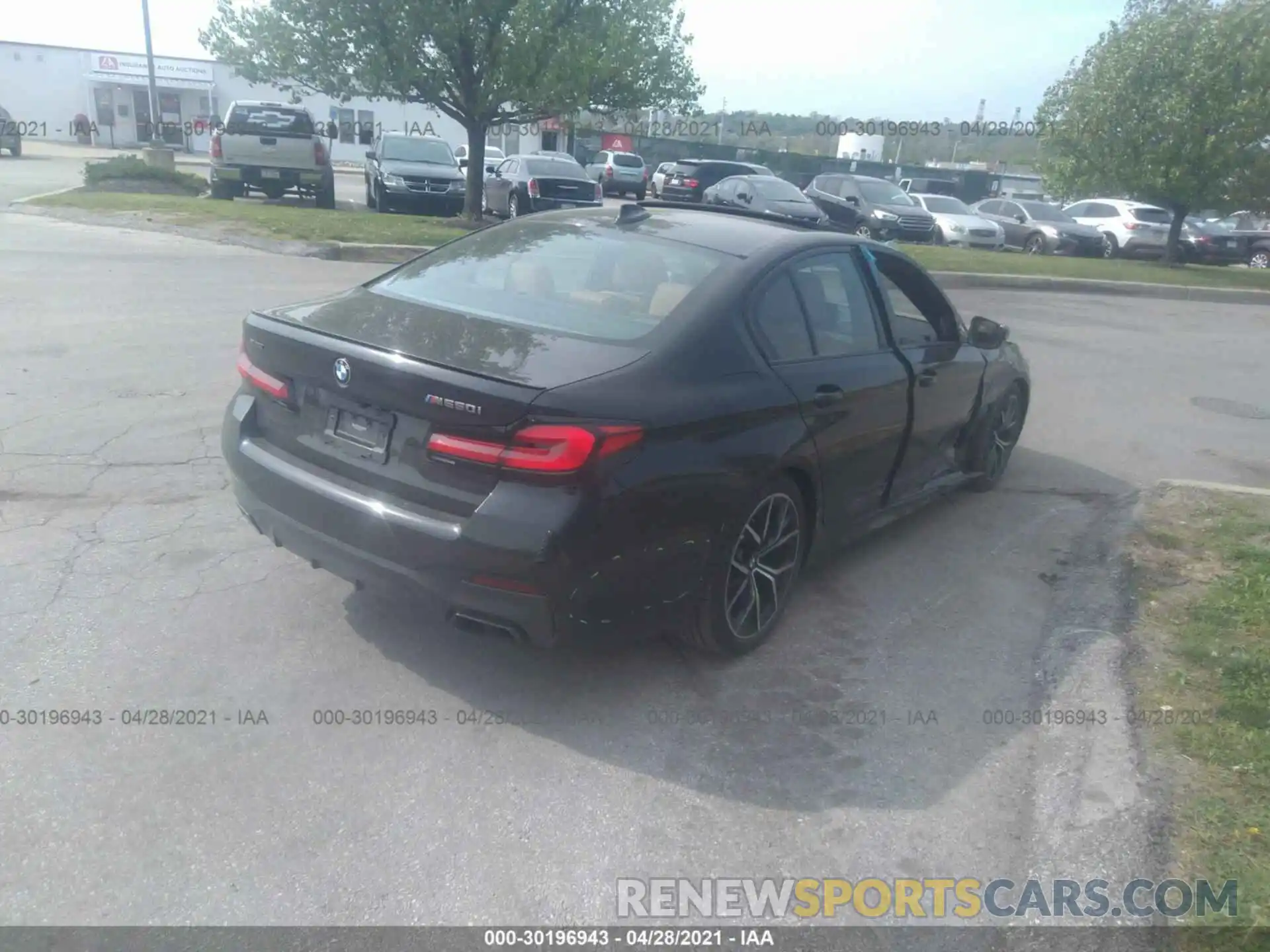 4 Photograph of a damaged car WBA13BK01MCF94977 BMW 5 SERIES 2021