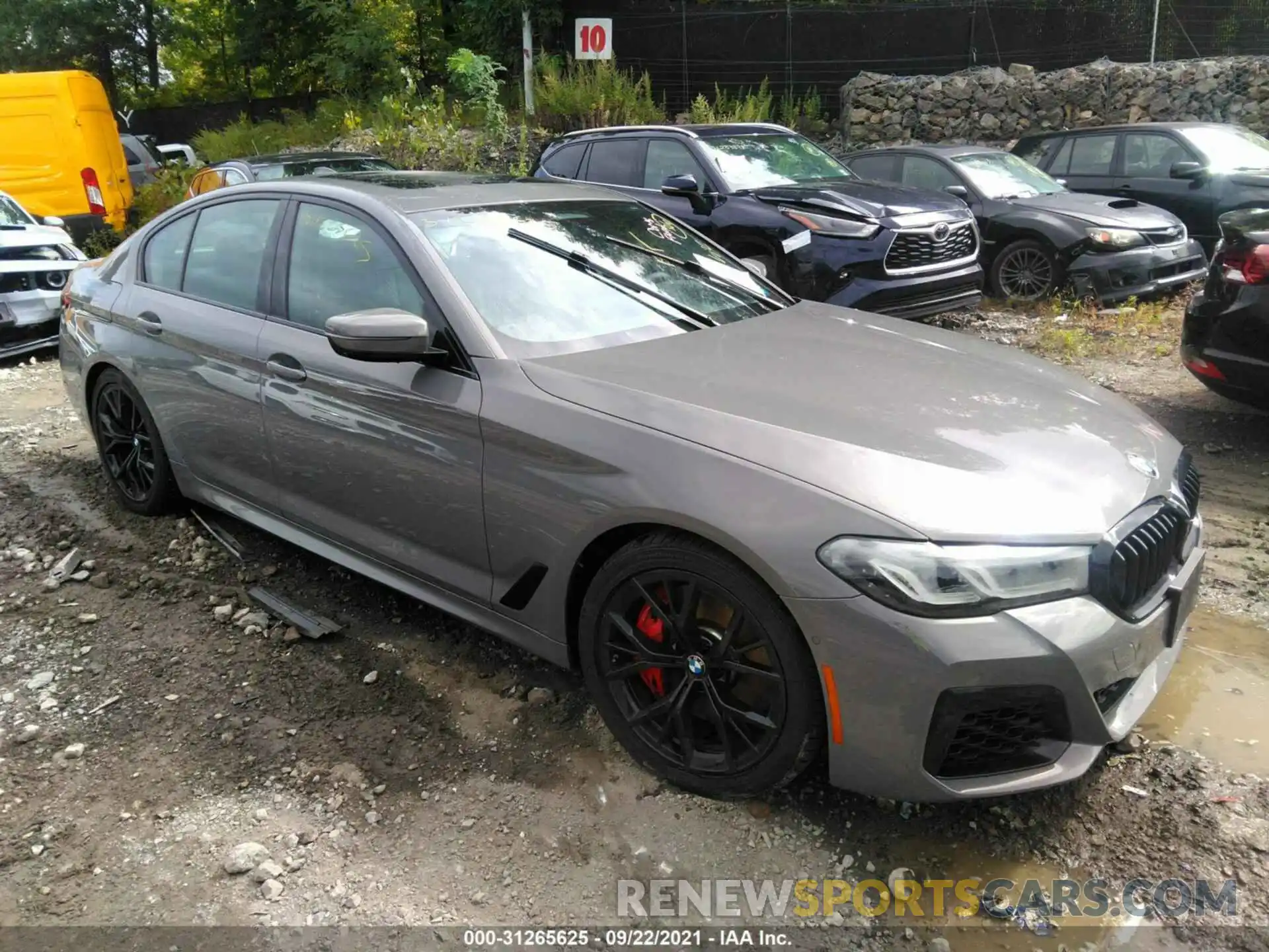 1 Photograph of a damaged car WBA13BK02MCF35873 BMW 5 SERIES 2021