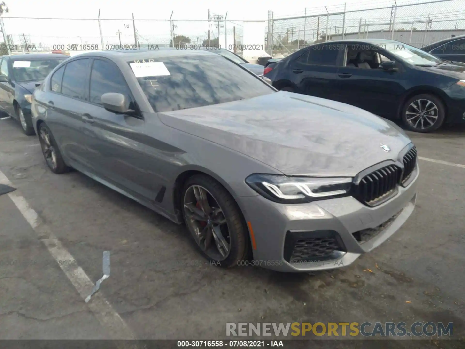 1 Photograph of a damaged car WBA13BK04MCG75777 BMW 5 SERIES 2021