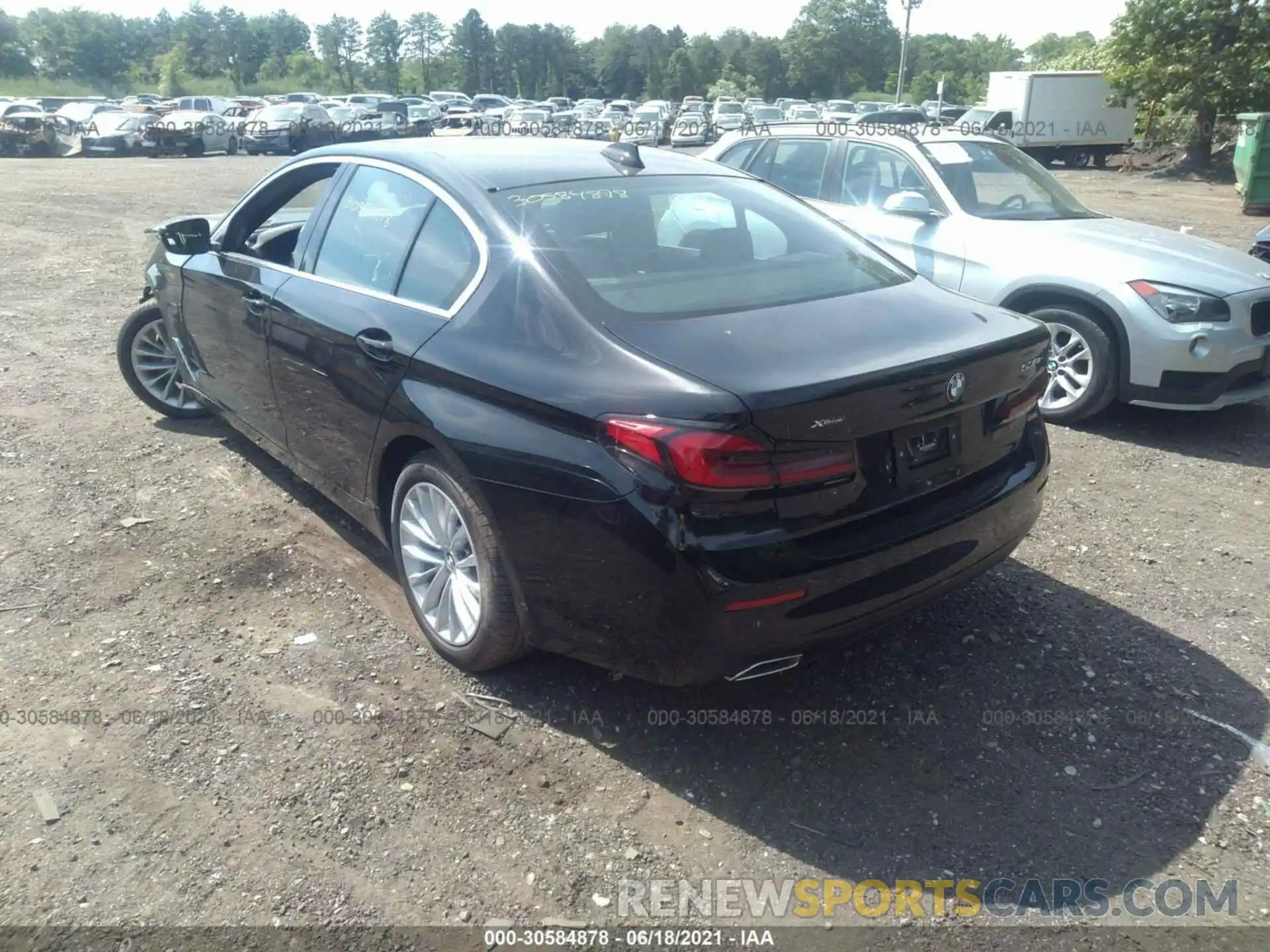 3 Photograph of a damaged car WBA33AG07MCH01431 BMW 5 SERIES 2021