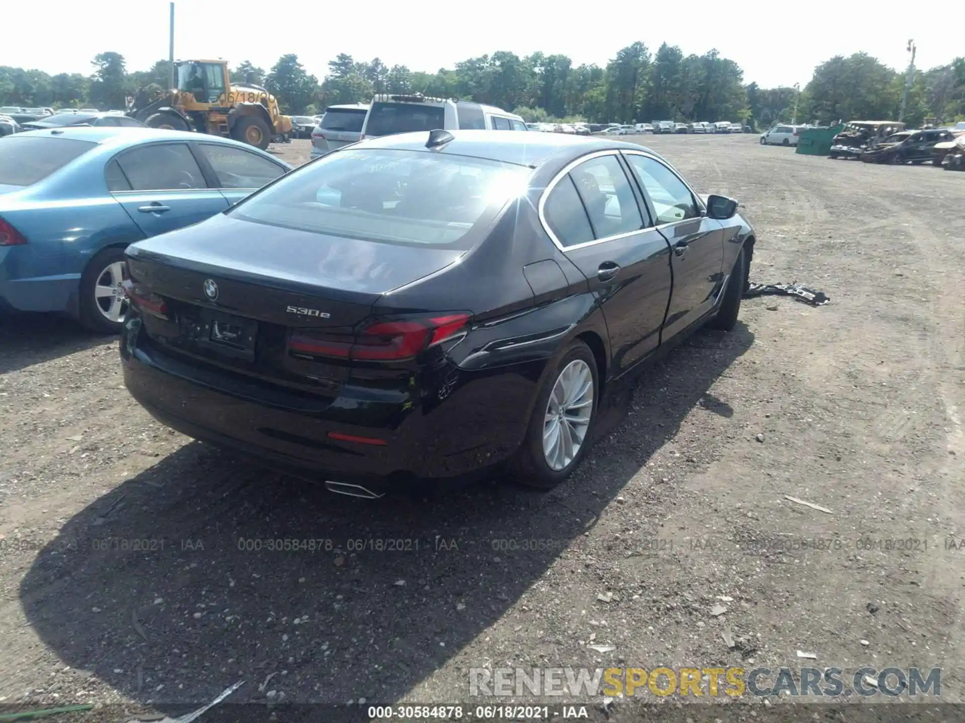 4 Фотография поврежденного автомобиля WBA33AG07MCH01431 BMW 5 SERIES 2021