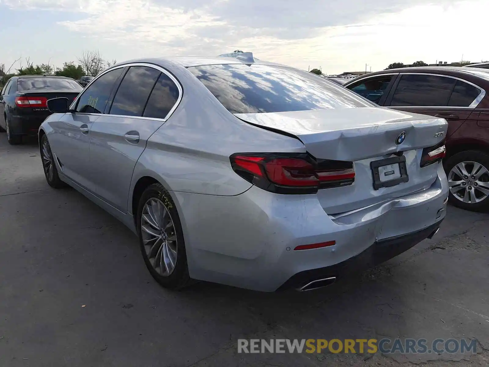 3 Photograph of a damaged car WBA53BH00MCG90107 BMW 5 SERIES 2021