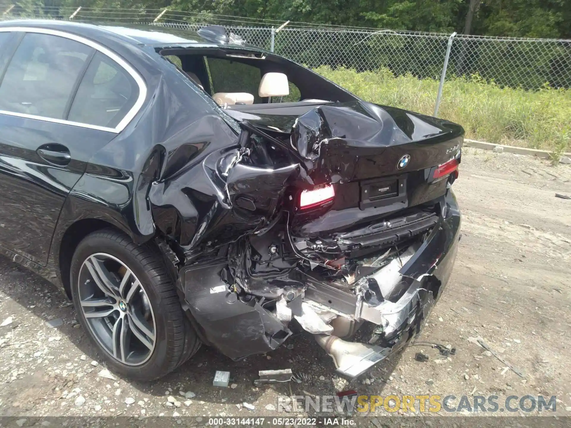 6 Photograph of a damaged car WBA53BH03MCF06701 BMW 5 SERIES 2021