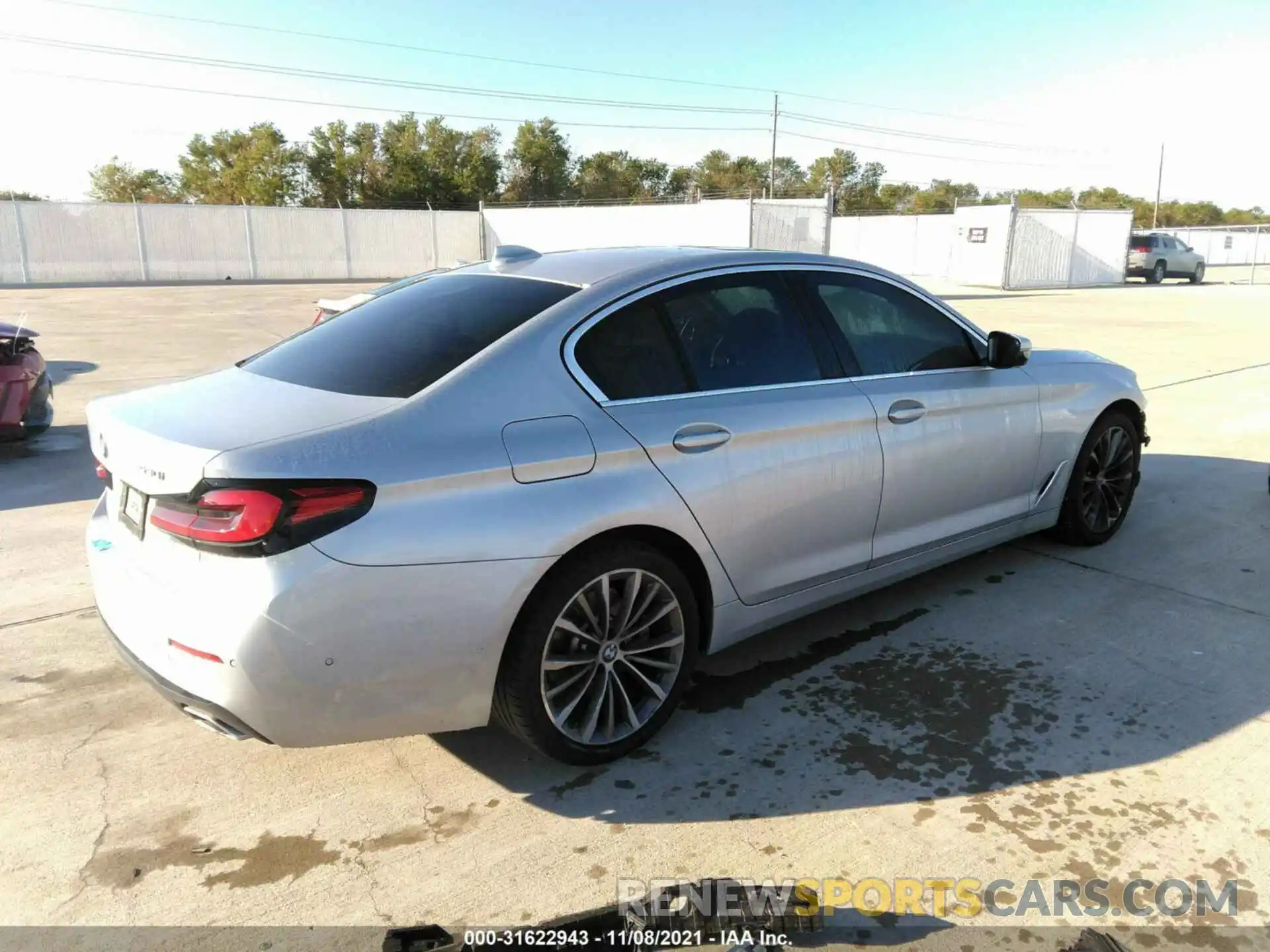 4 Photograph of a damaged car WBA53BH03MCF23143 BMW 5 SERIES 2021