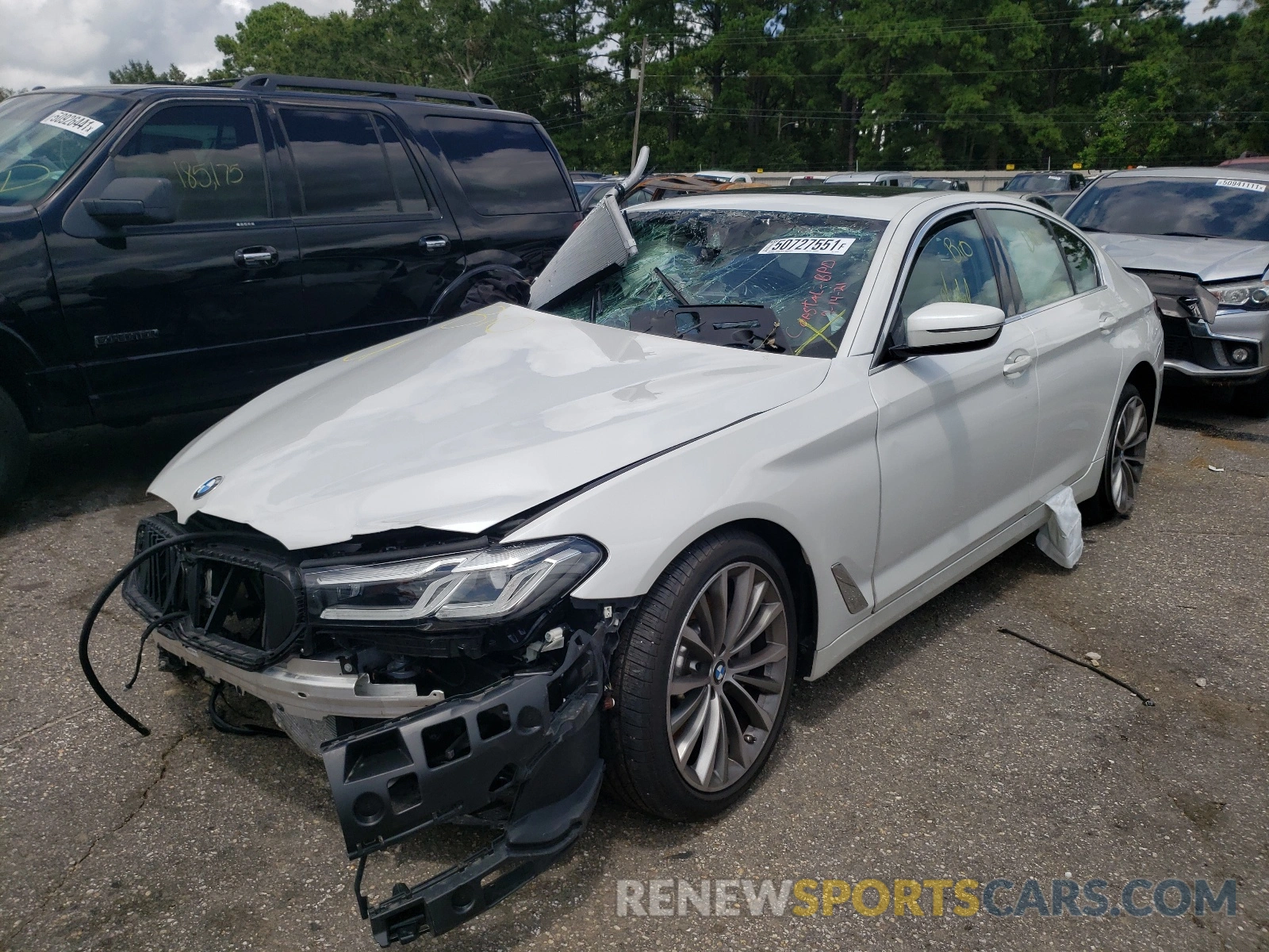 2 Photograph of a damaged car WBA53BH04MWX01850 BMW 5 SERIES 2021