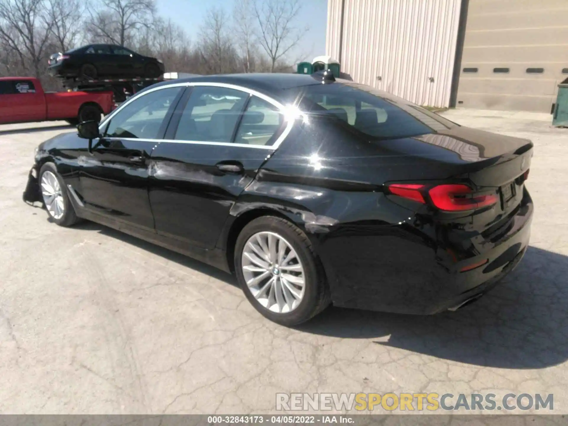 3 Photograph of a damaged car WBA53BH05MCF62963 BMW 5 SERIES 2021