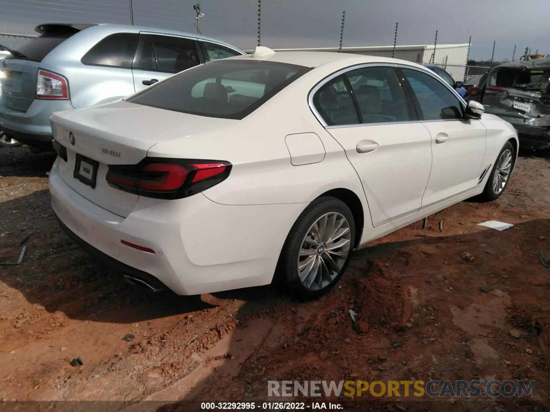 4 Photograph of a damaged car WBA53BH05MCF84655 BMW 5 SERIES 2021