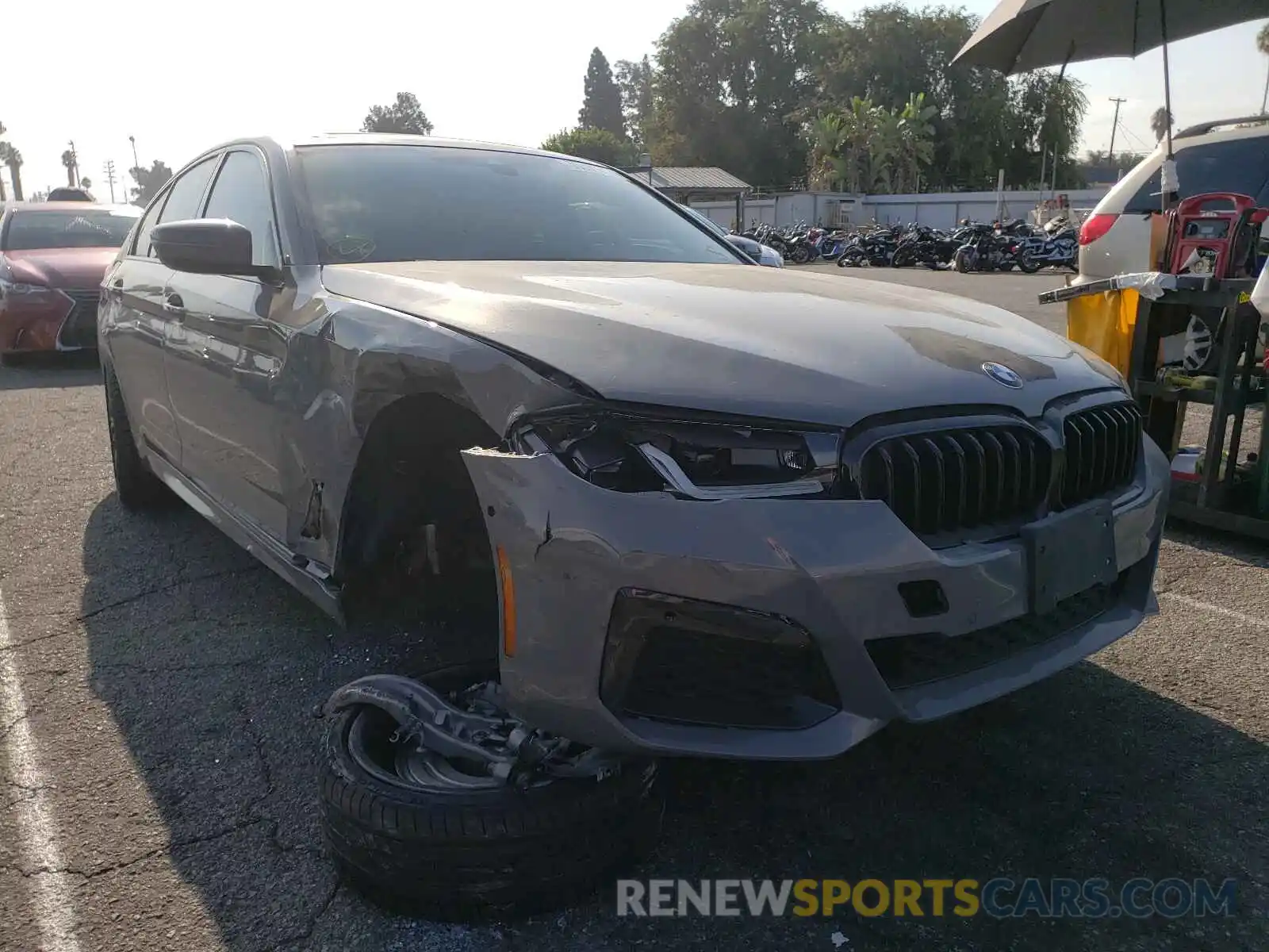 1 Photograph of a damaged car WBA53BH05MWW94553 BMW 5 SERIES 2021