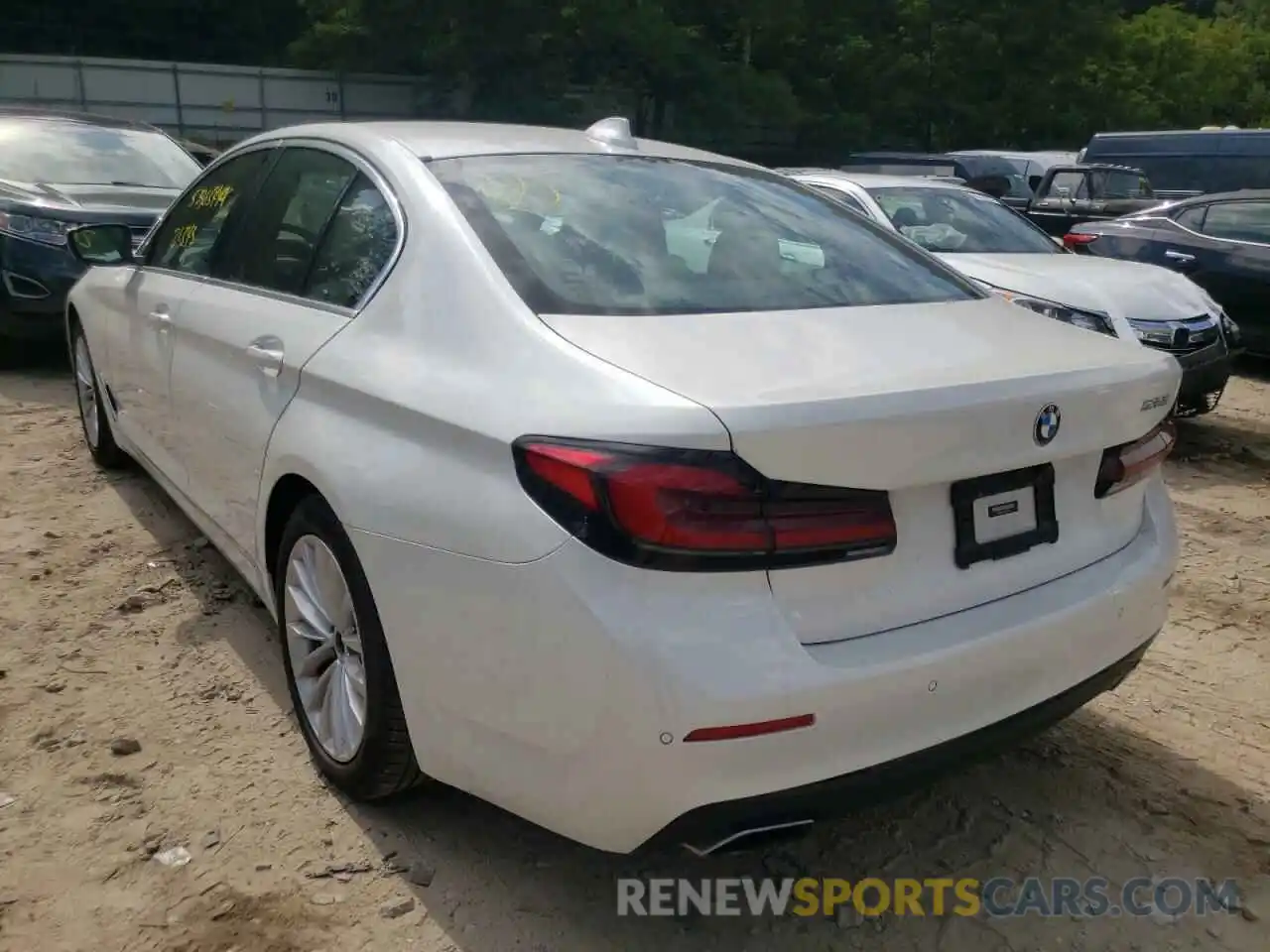 3 Photograph of a damaged car WBA53BH05MWX25624 BMW 5 SERIES 2021