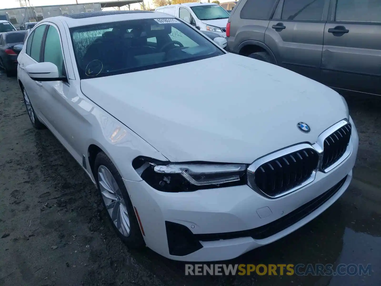 1 Photograph of a damaged car WBA53BH06MCF68643 BMW 5 SERIES 2021