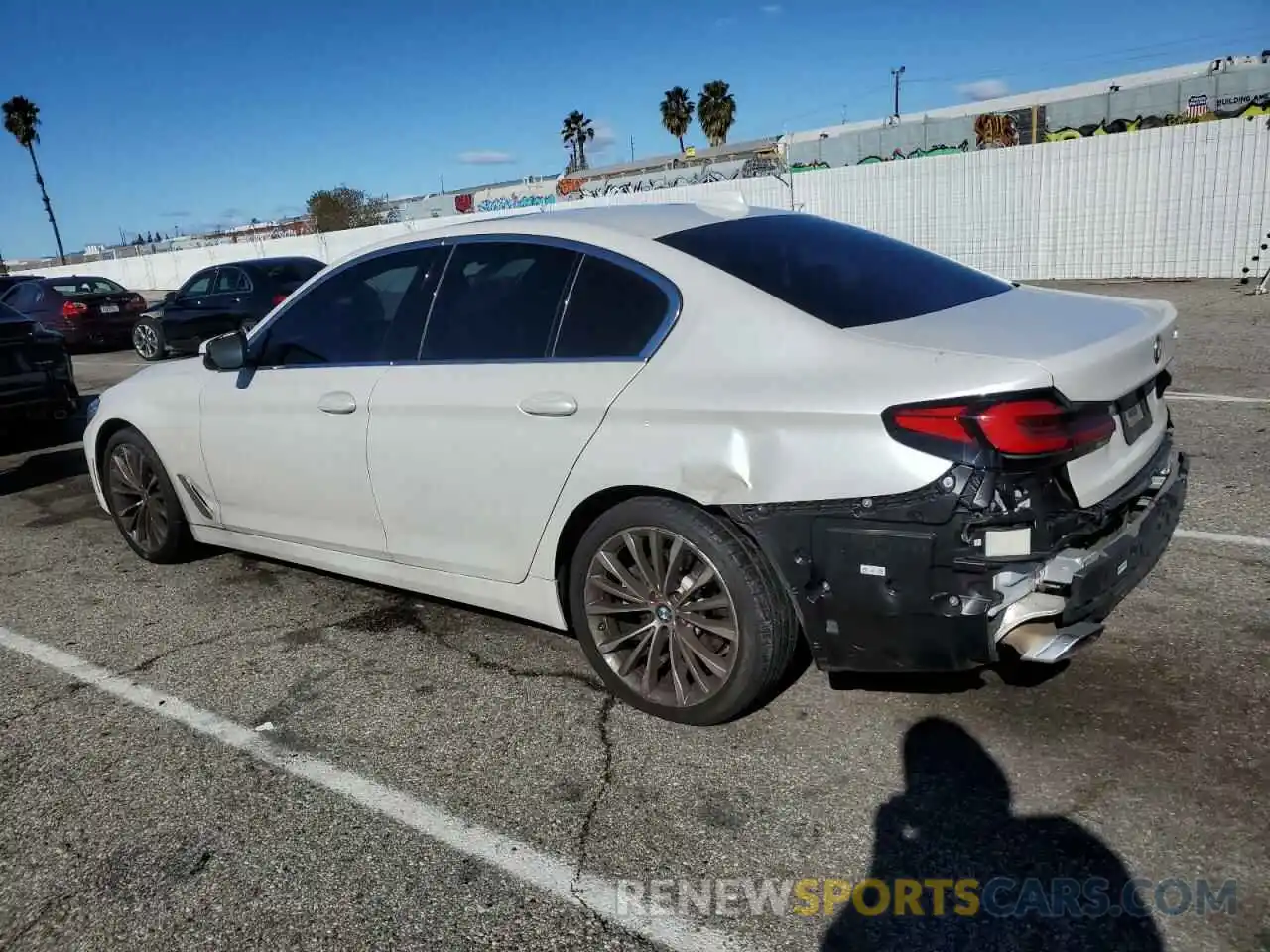 2 Photograph of a damaged car WBA53BH07MCF03817 BMW 5 SERIES 2021