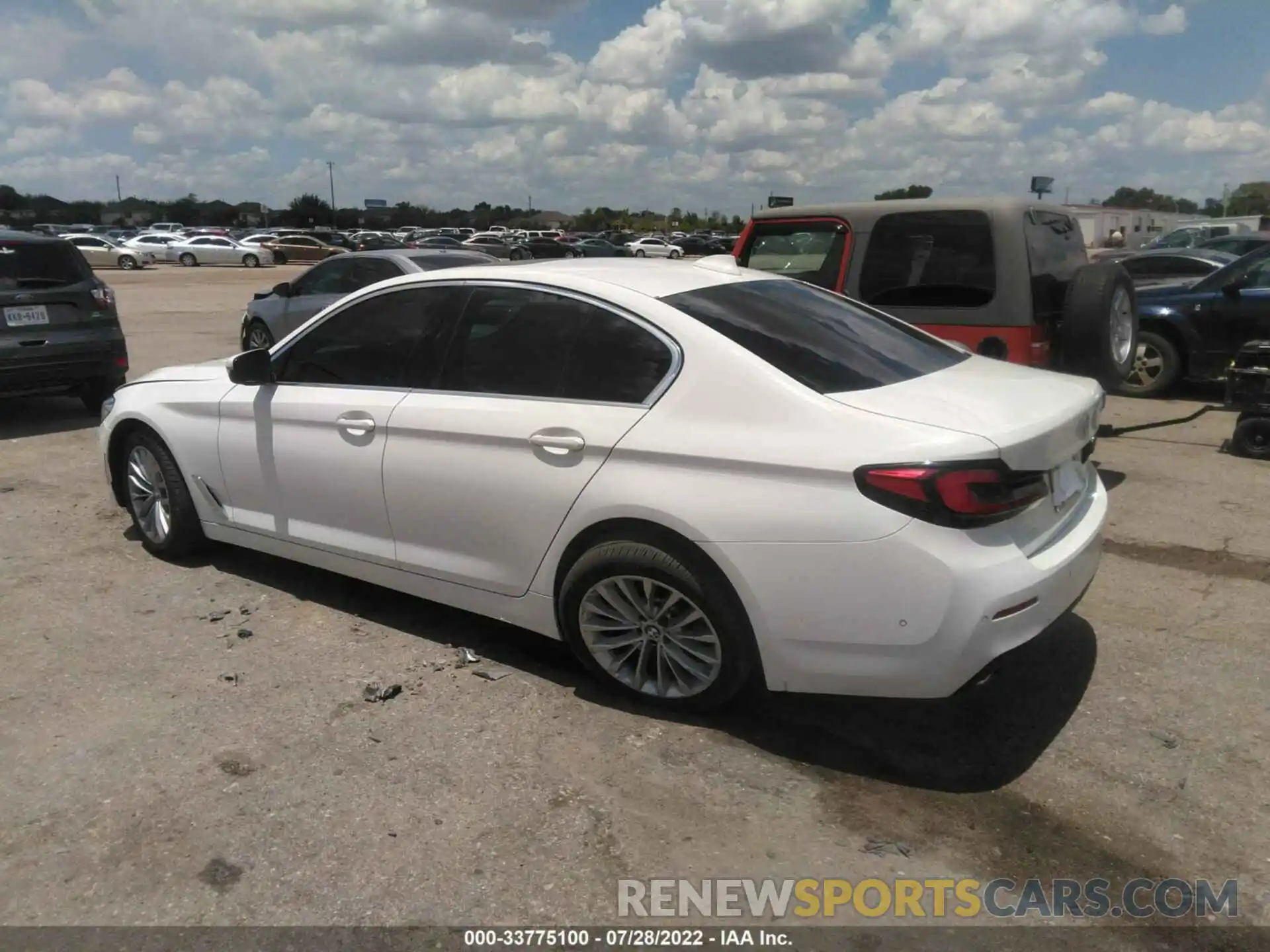 3 Photograph of a damaged car WBA53BH07MWX01485 BMW 5 SERIES 2021