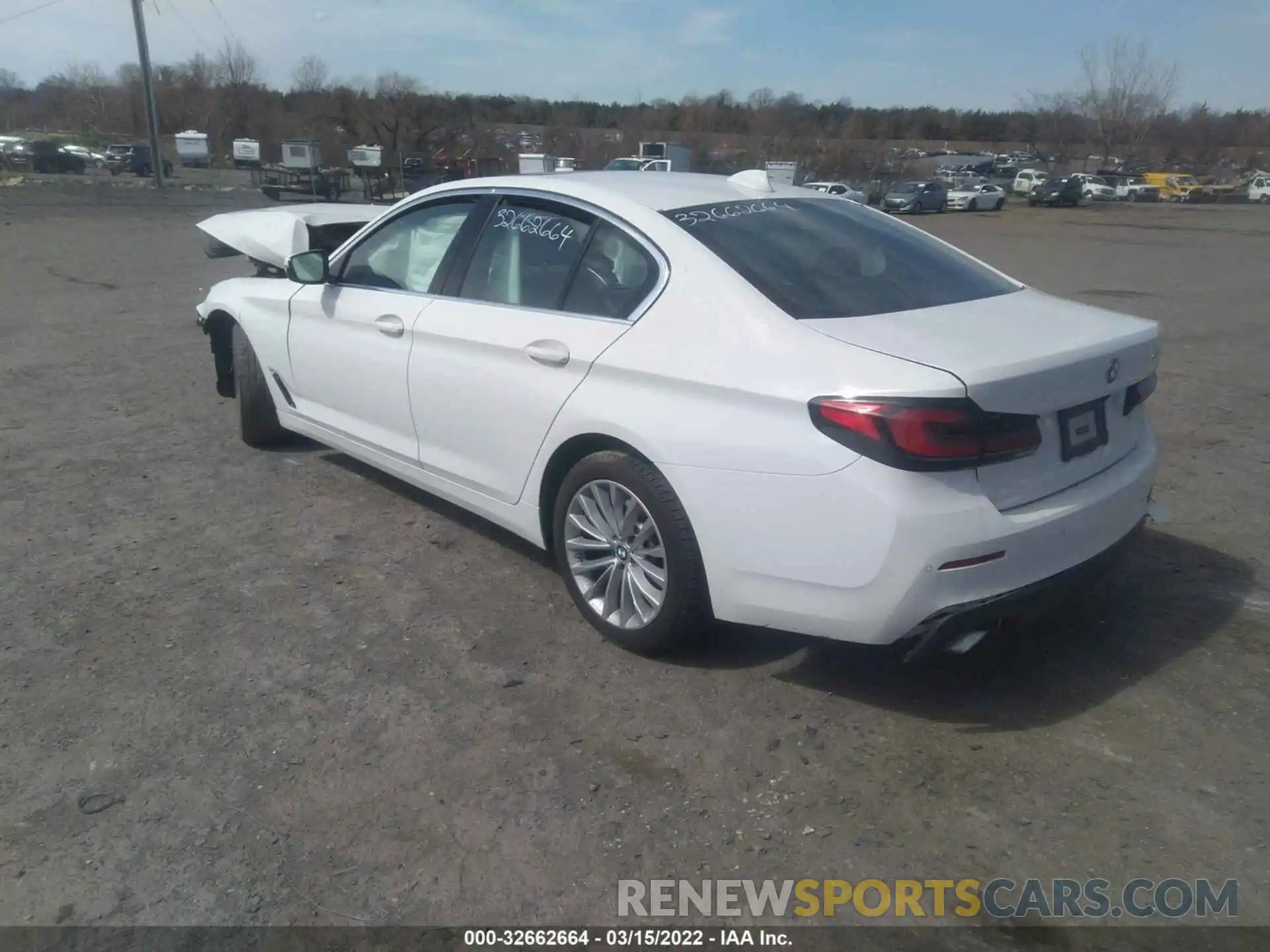 3 Photograph of a damaged car WBA53BH08MCF67719 BMW 5 SERIES 2021