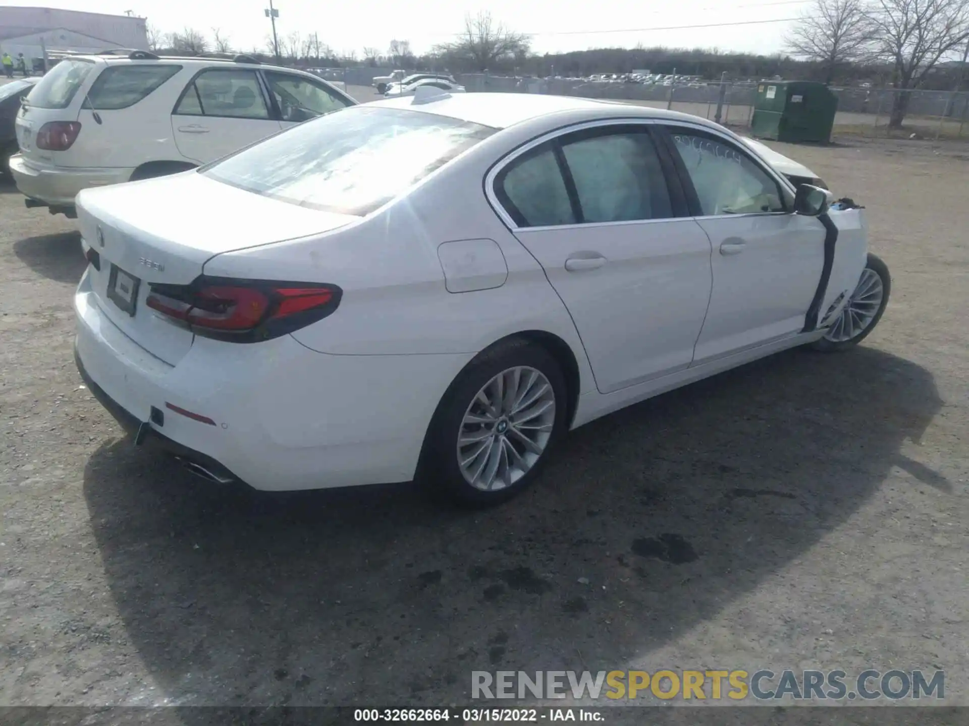 4 Photograph of a damaged car WBA53BH08MCF67719 BMW 5 SERIES 2021