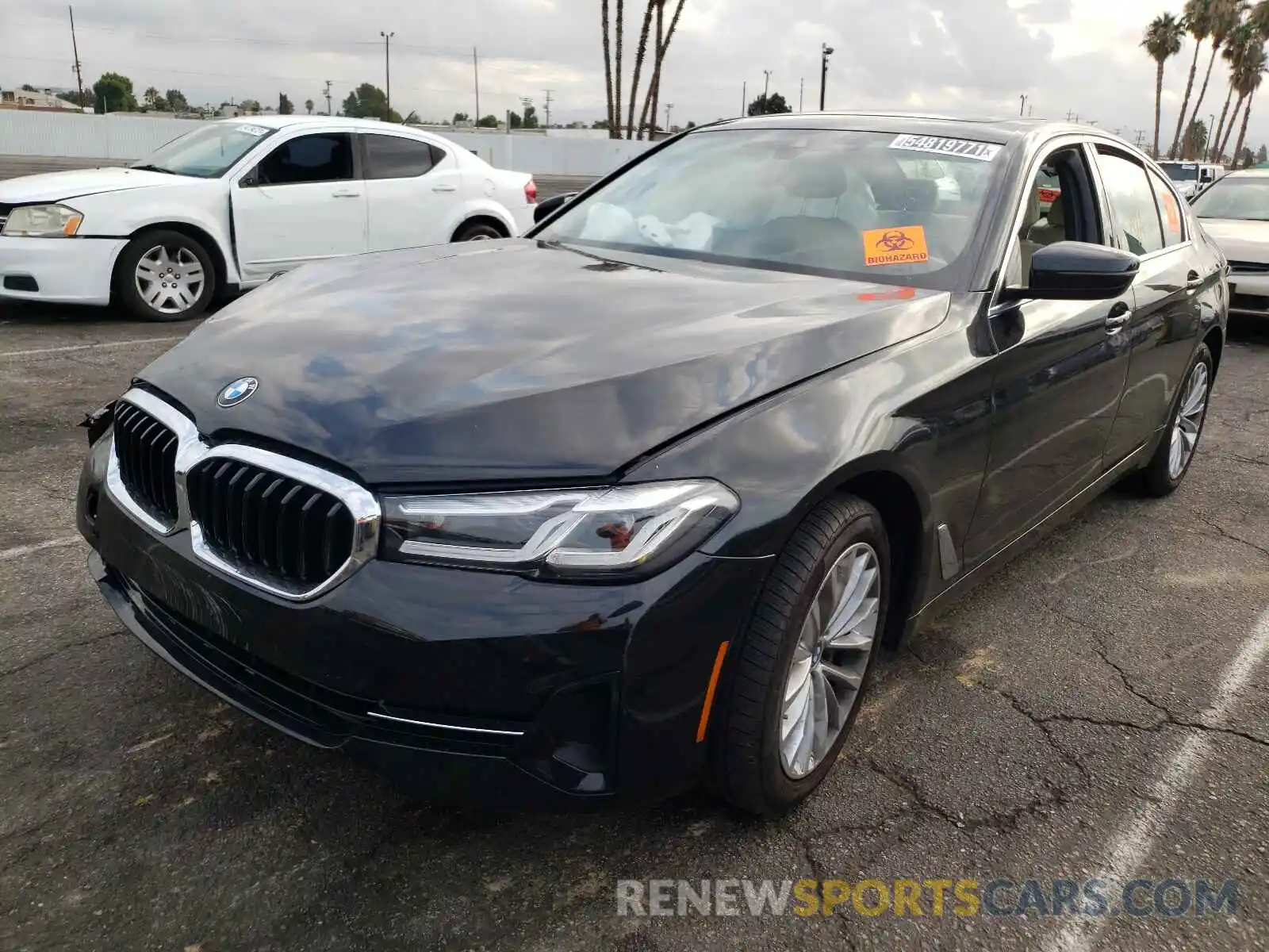 2 Photograph of a damaged car WBA53BH08MWX18621 BMW 5 SERIES 2021