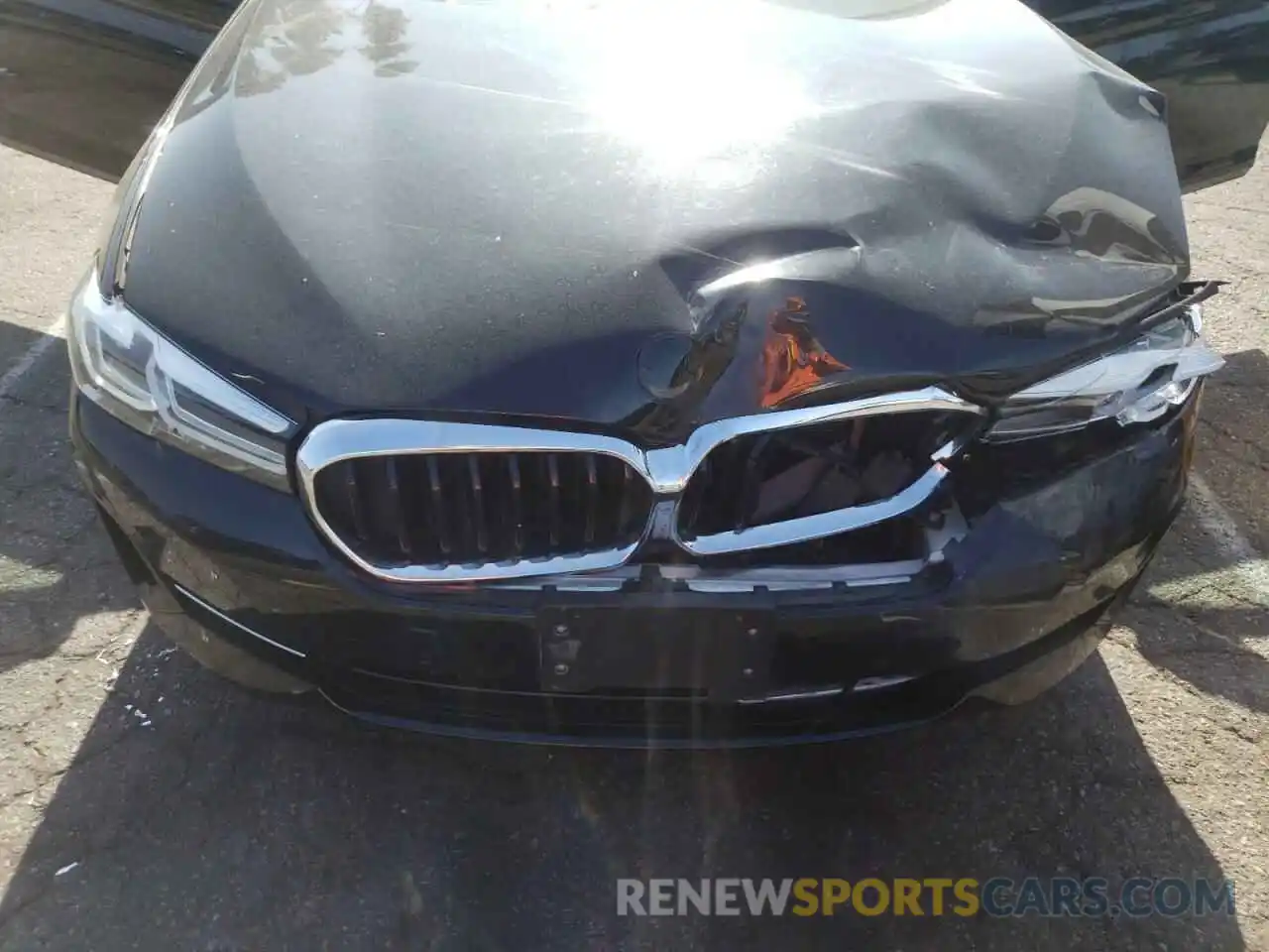 7 Photograph of a damaged car WBA53BH08MWX18702 BMW 5 SERIES 2021