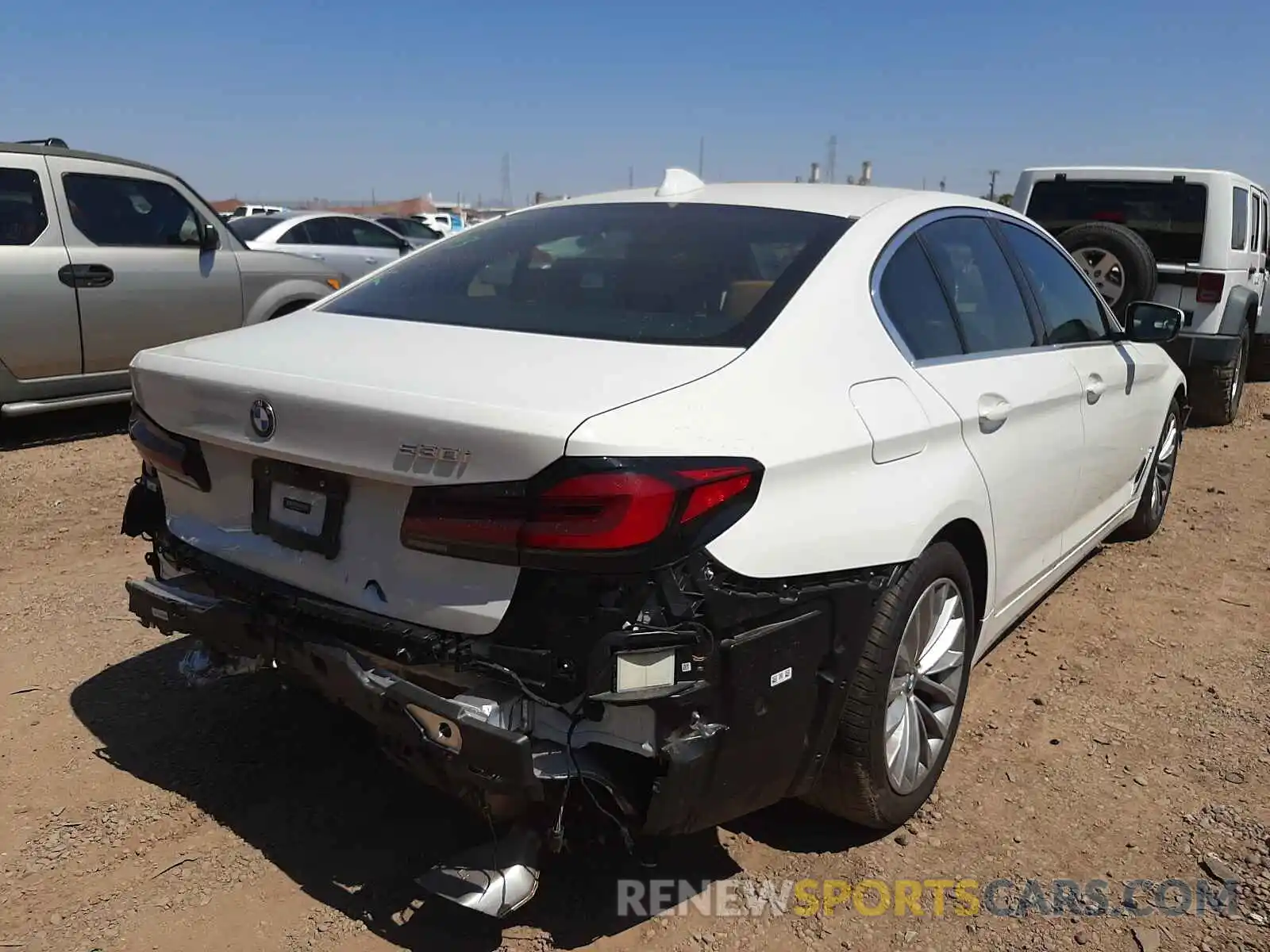 4 Photograph of a damaged car WBA53BH09MCF68040 BMW 5 SERIES 2021