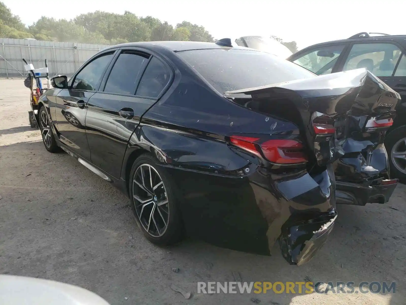 3 Photograph of a damaged car WBA53BH09MCF71424 BMW 5 SERIES 2021