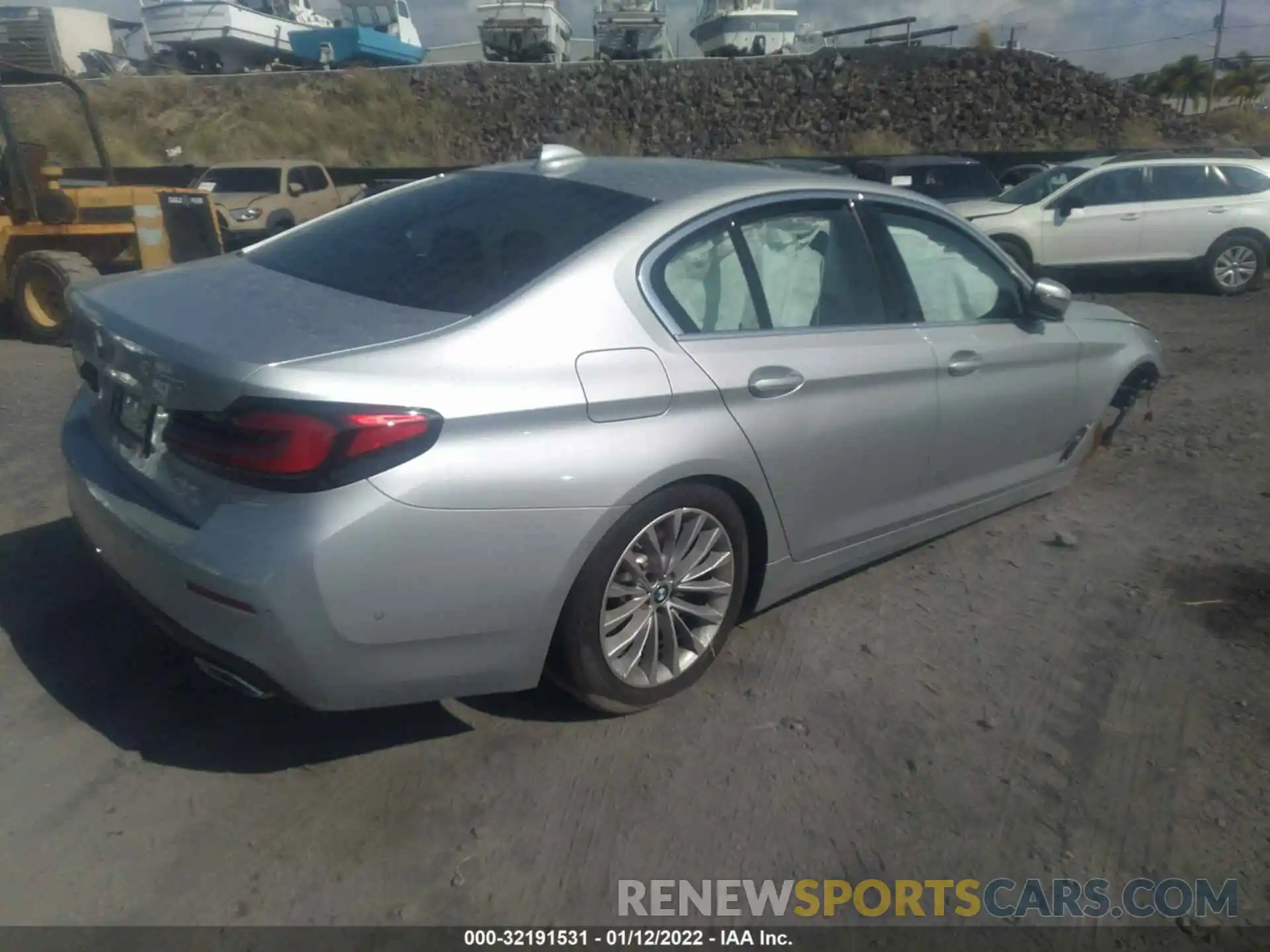 4 Photograph of a damaged car WBA53BH09MWX09930 BMW 5 SERIES 2021