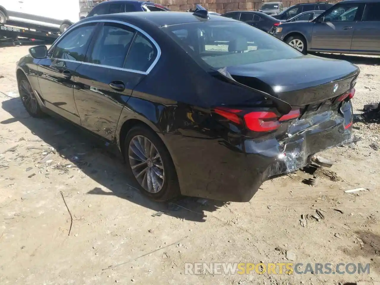 3 Photograph of a damaged car WBA53BH09MWX36464 BMW 5 SERIES 2021