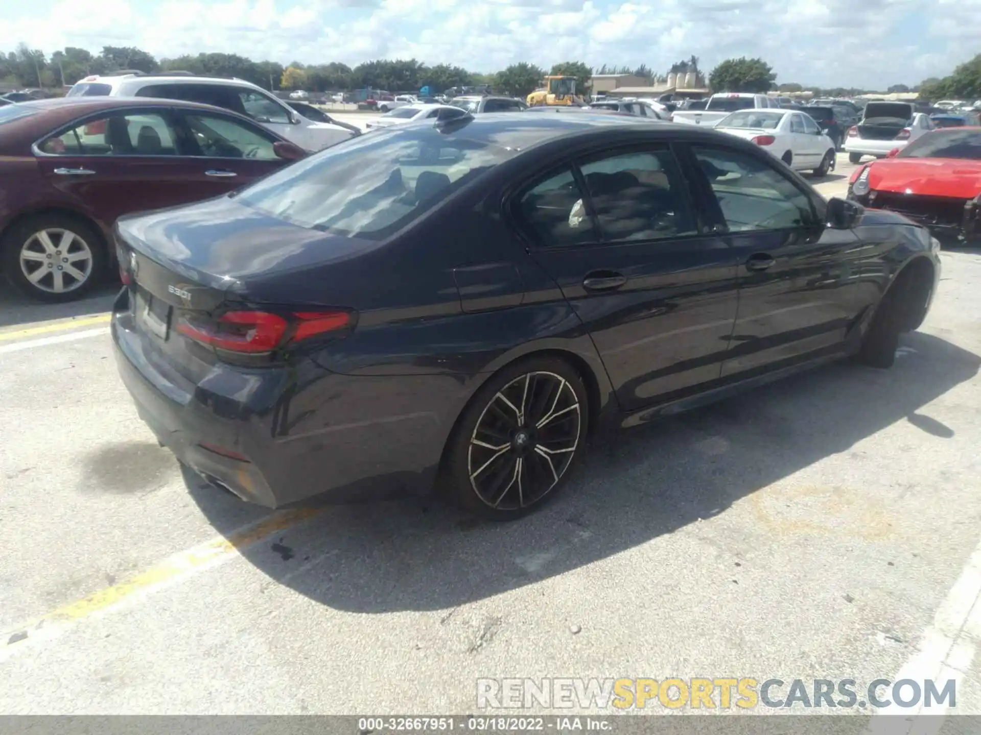 4 Photograph of a damaged car WBA53BH0XMCF11166 BMW 5 SERIES 2021