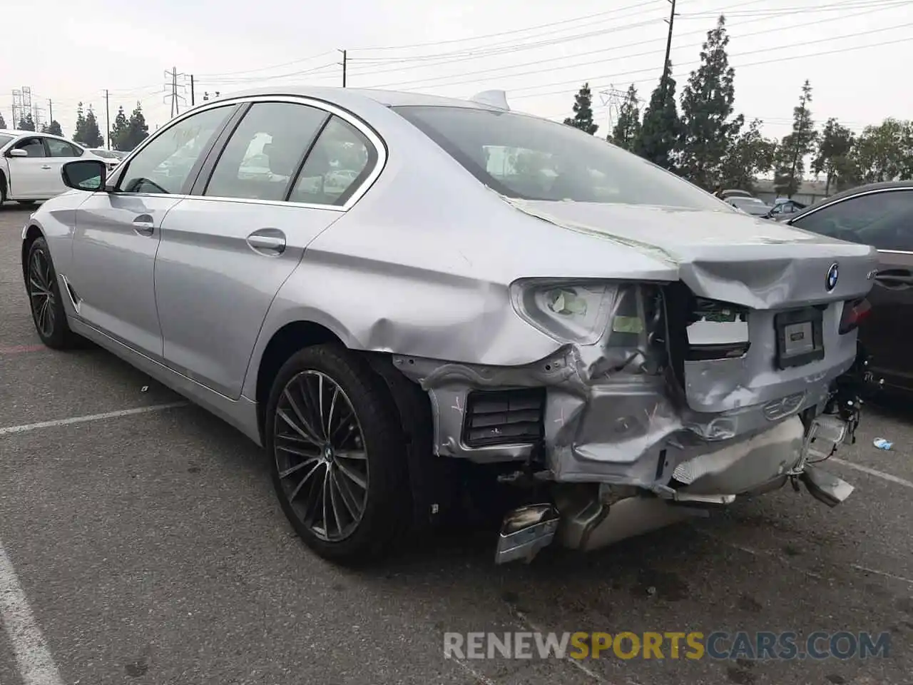 3 Photograph of a damaged car WBA53BH0XMCF25214 BMW 5 SERIES 2021