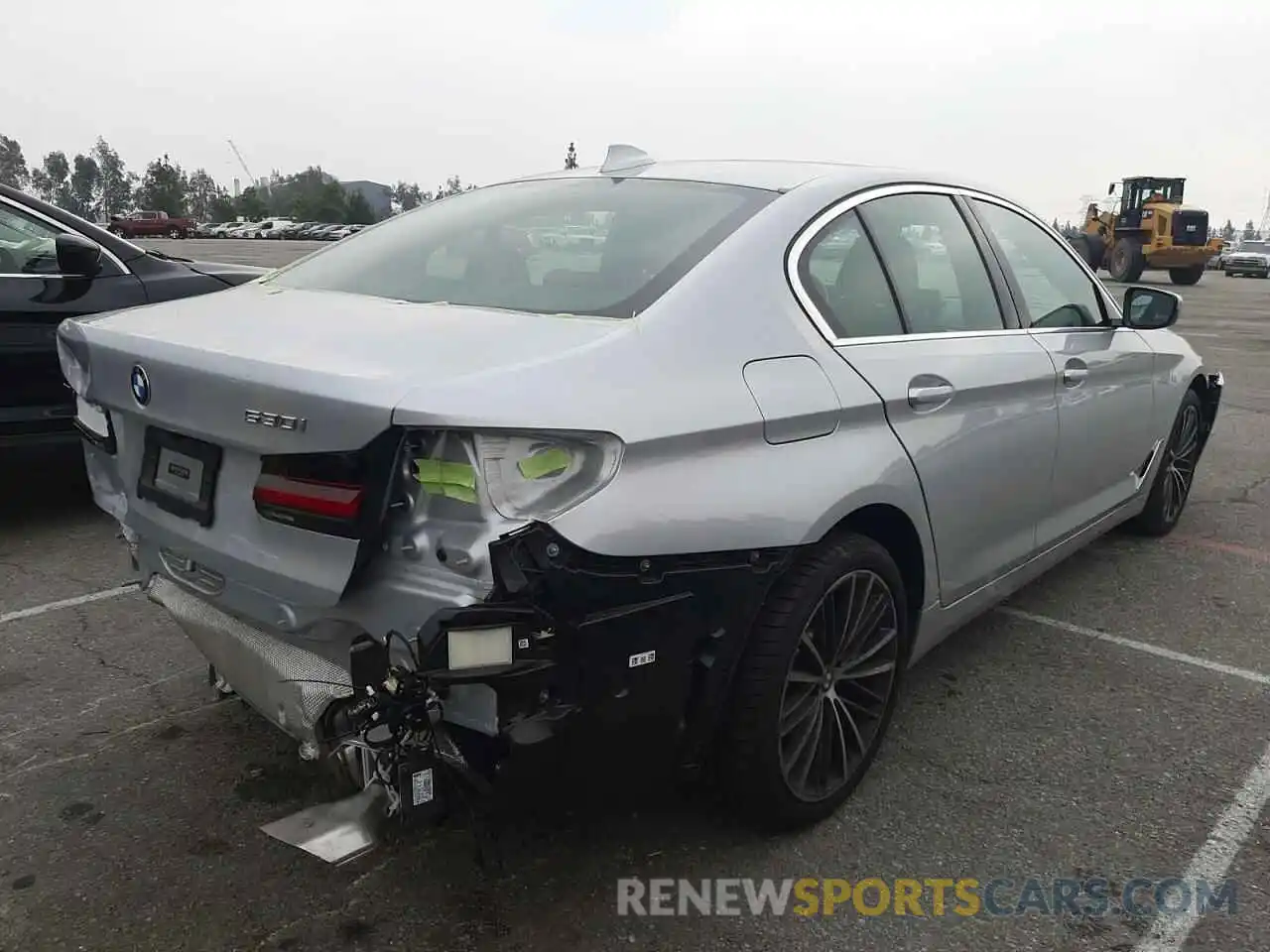 4 Photograph of a damaged car WBA53BH0XMCF25214 BMW 5 SERIES 2021