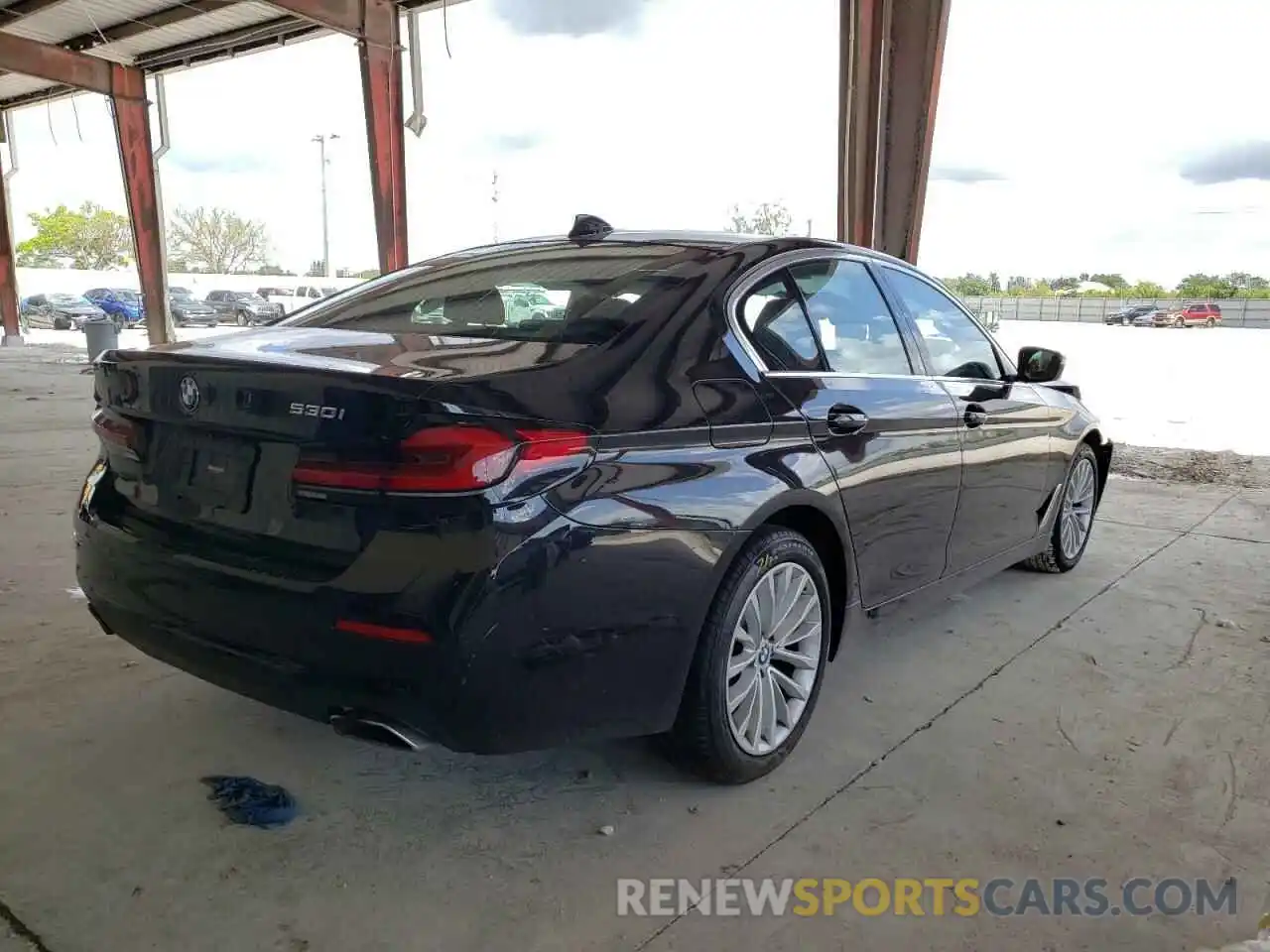 4 Photograph of a damaged car WBA53BH0XMWX25358 BMW 5 SERIES 2021