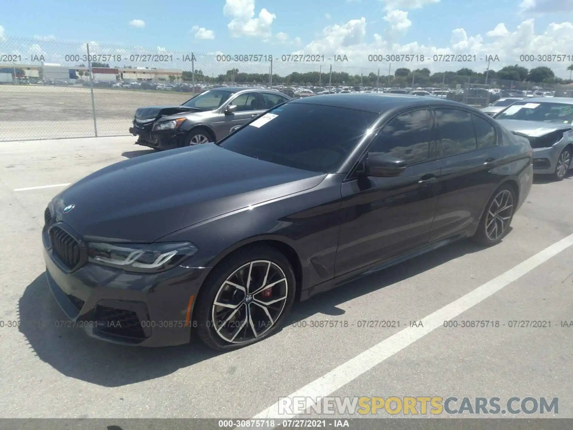 2 Photograph of a damaged car WBA53BJ00MWX29607 BMW 5 SERIES 2021