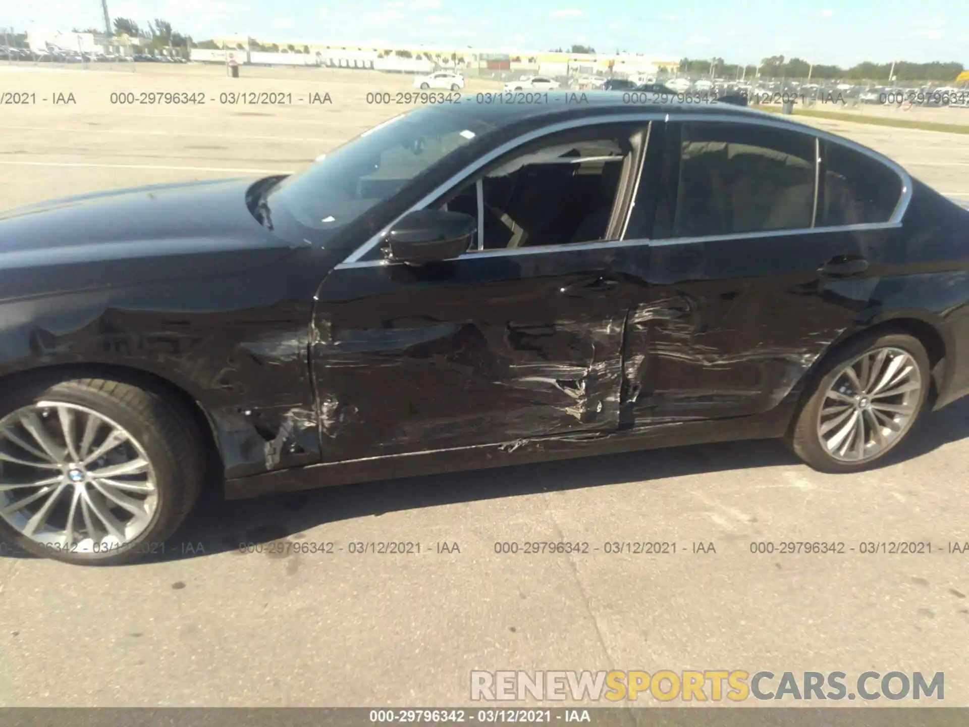 6 Photograph of a damaged car WBA53BJ04MCG09099 BMW 5 SERIES 2021