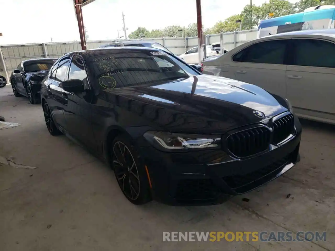 1 Photograph of a damaged car WBA53BJ07MWX22332 BMW 5 SERIES 2021