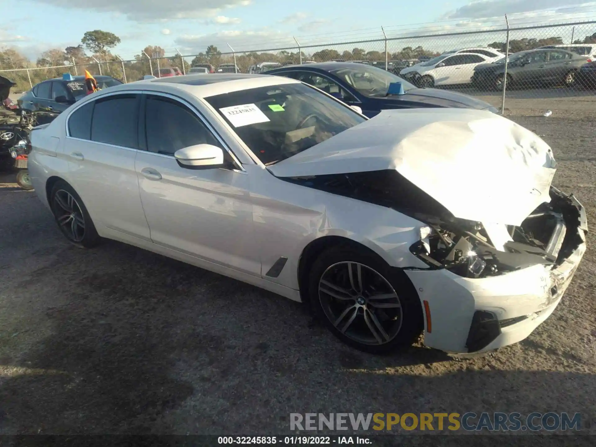 1 Photograph of a damaged car WBA53BJ08MWX28558 BMW 5 SERIES 2021