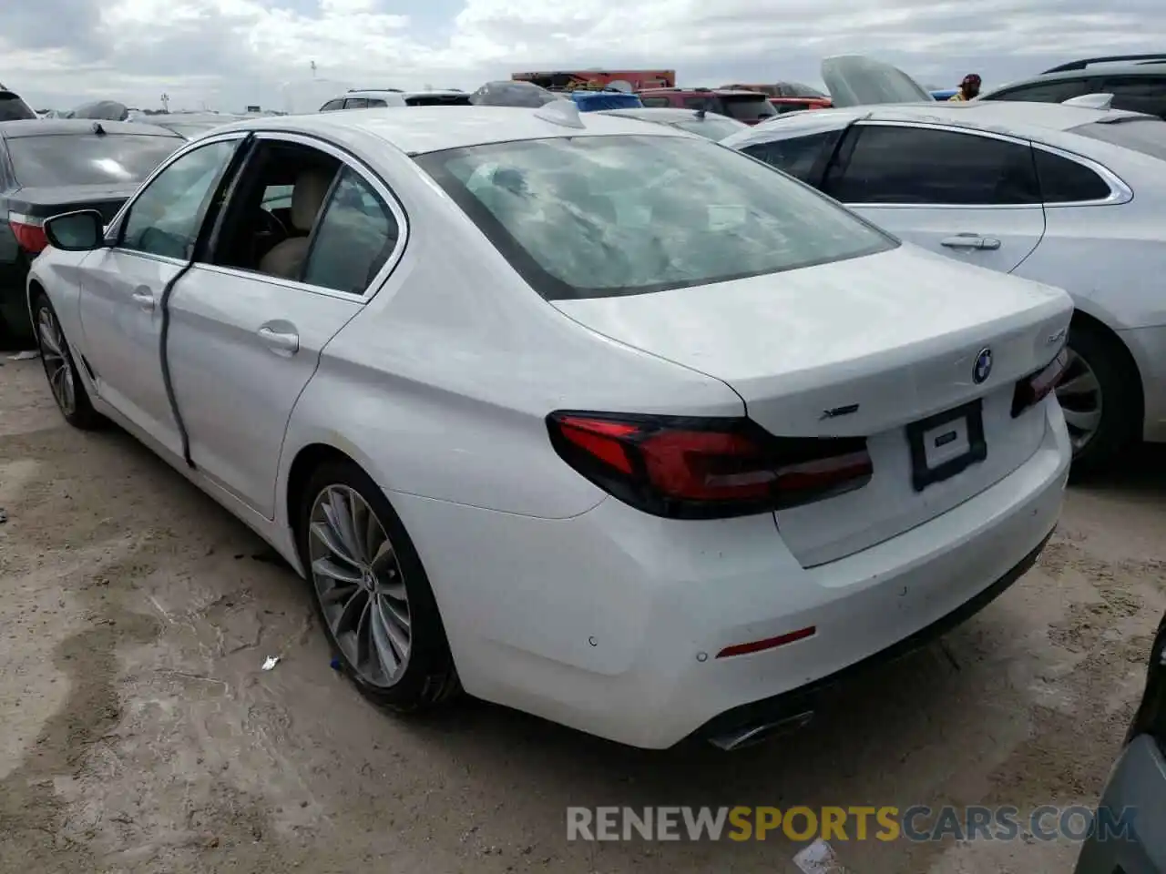 3 Photograph of a damaged car WBA73BJ01MCF12757 BMW 5 SERIES 2021