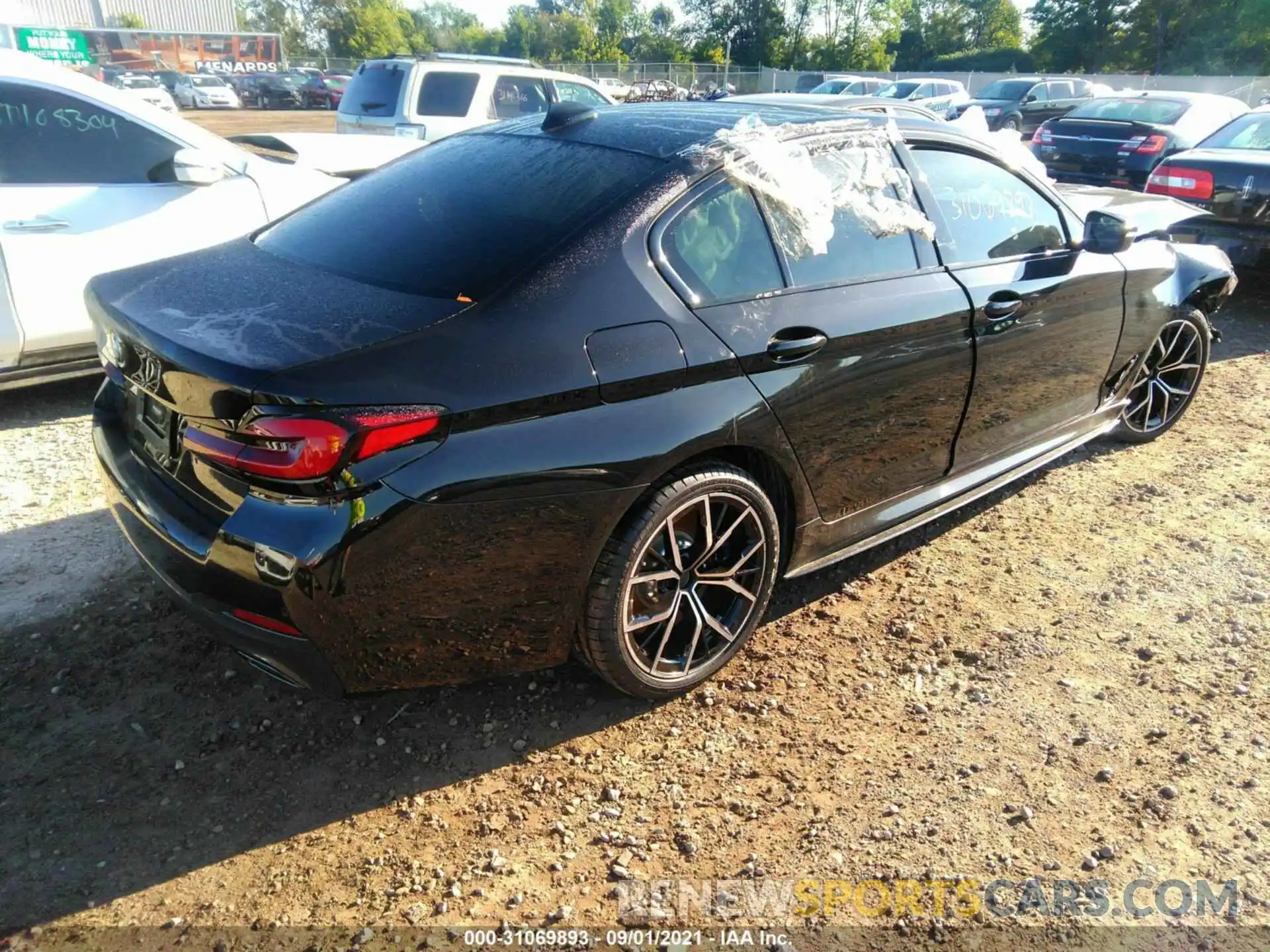 4 Photograph of a damaged car WBA73BJ02MWX24577 BMW 5 SERIES 2021