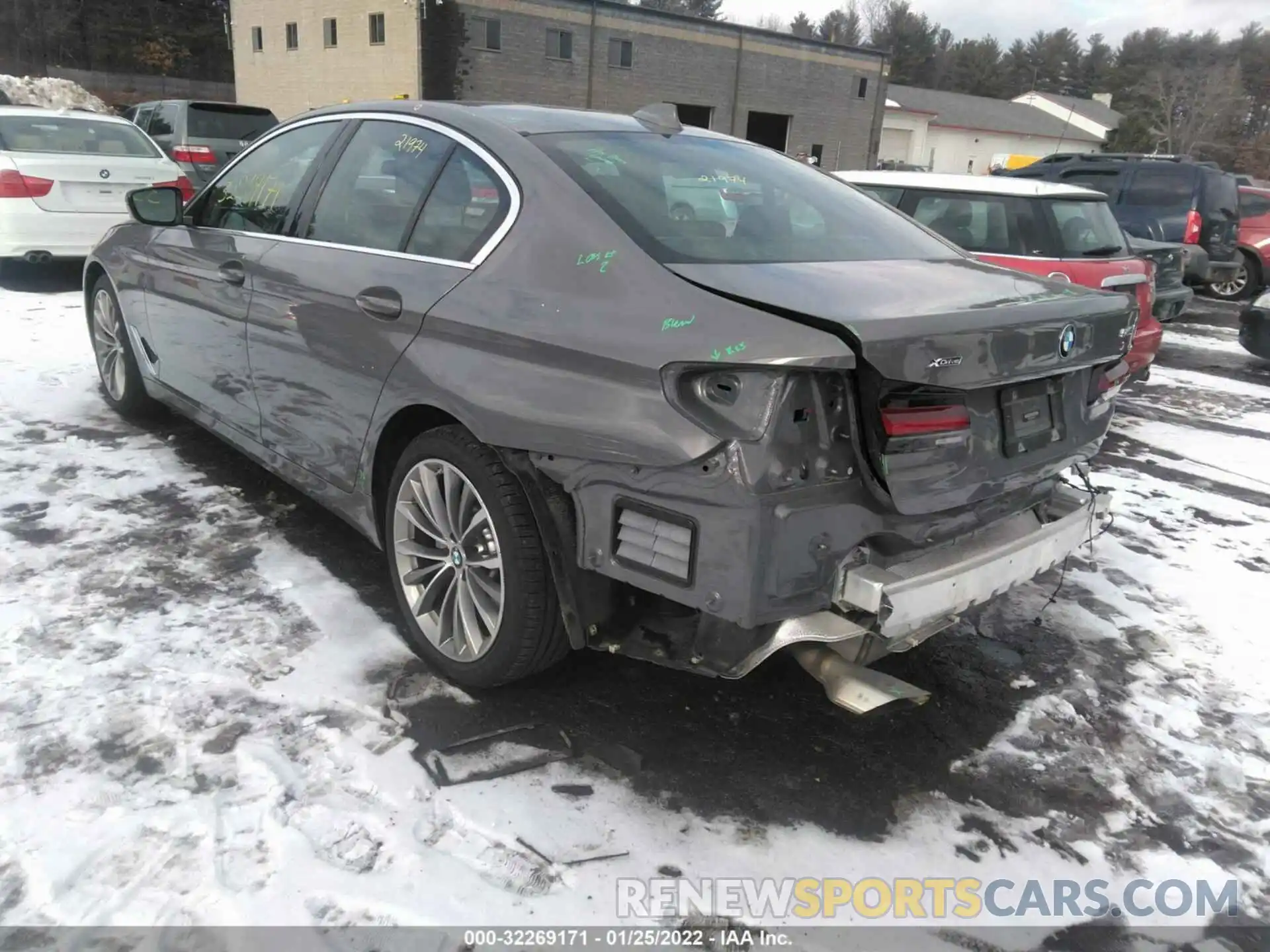 3 Photograph of a damaged car WBA73BJ06MCF27707 BMW 5 SERIES 2021