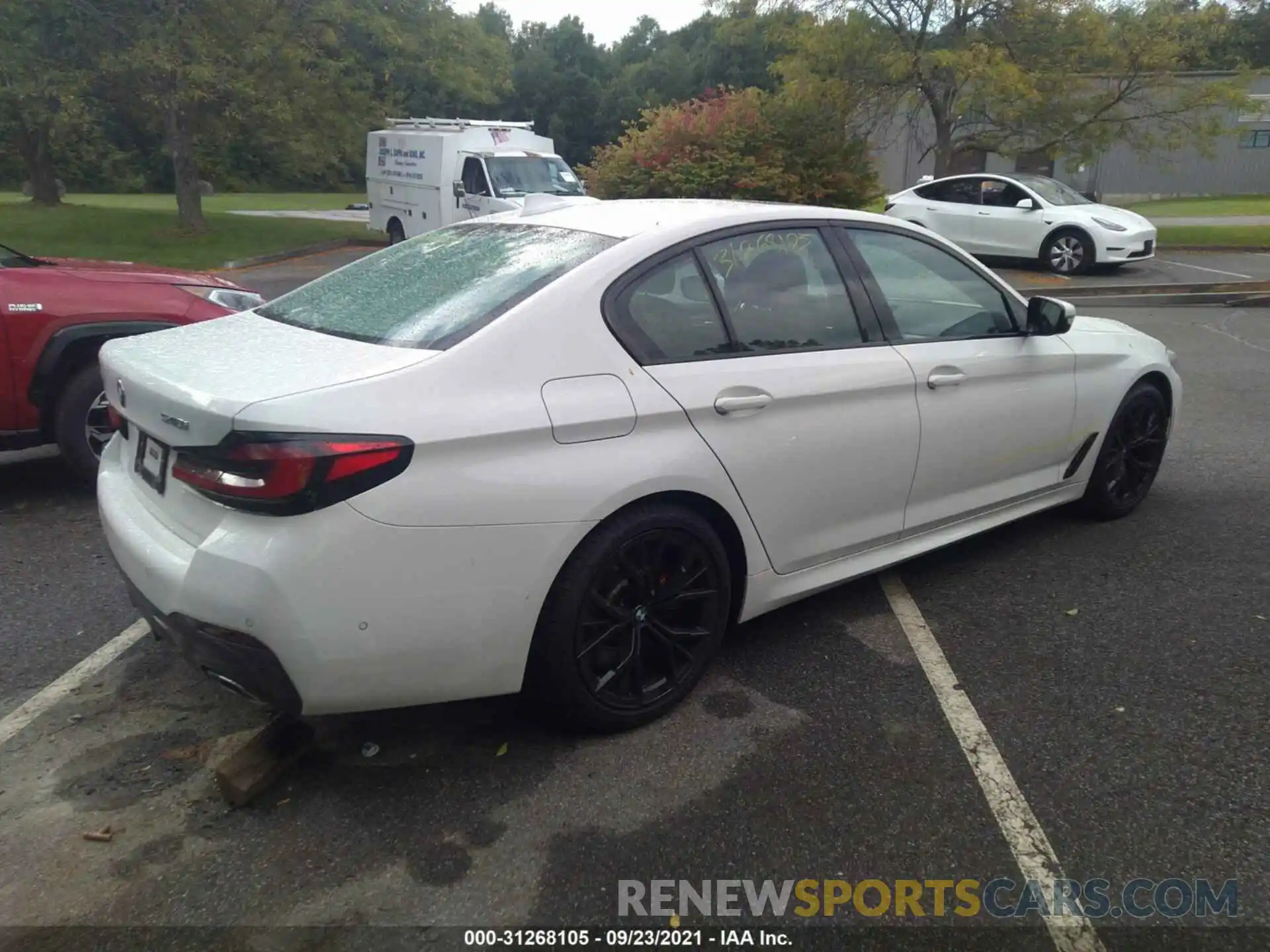 4 Photograph of a damaged car WBA73BJ07MWW90393 BMW 5 SERIES 2021