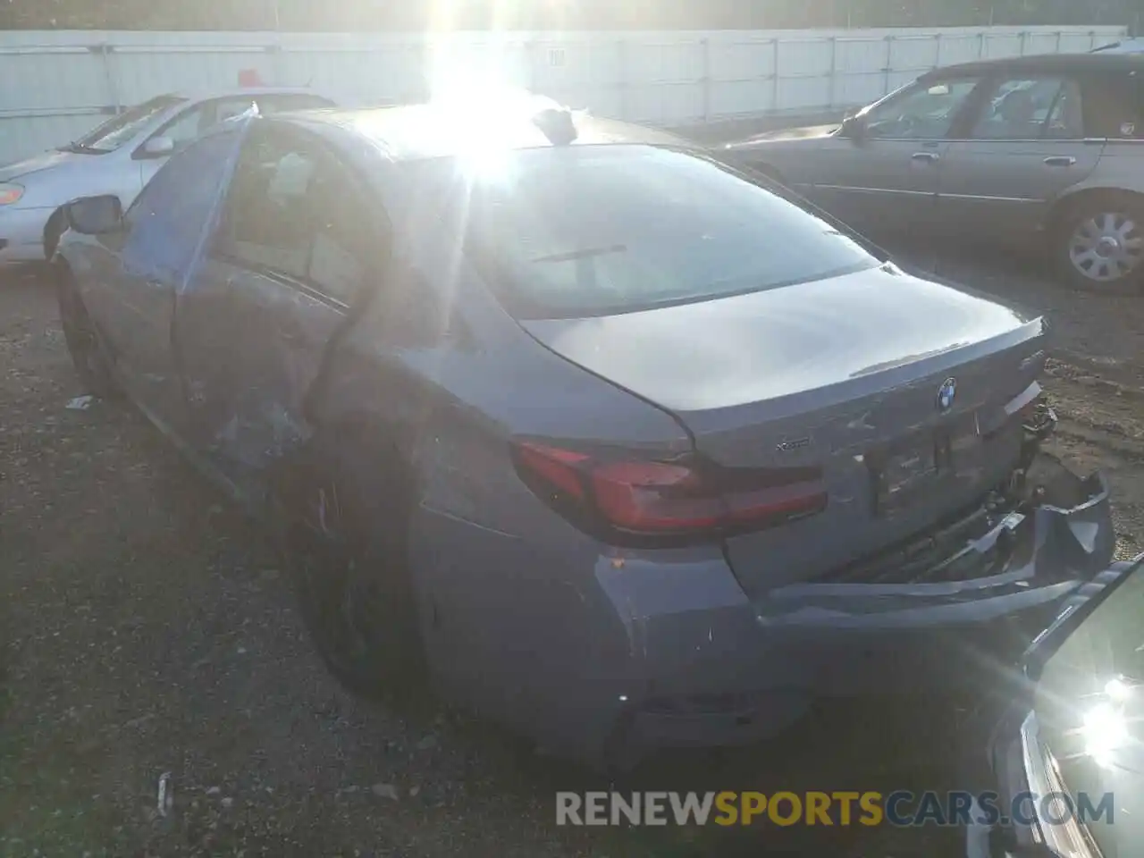 3 Photograph of a damaged car WBA73BJ08MWW91620 BMW 5 SERIES 2021