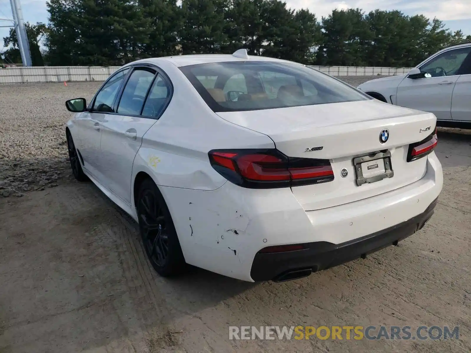 3 Photograph of a damaged car WBA73BJ09MCG79657 BMW 5 SERIES 2021