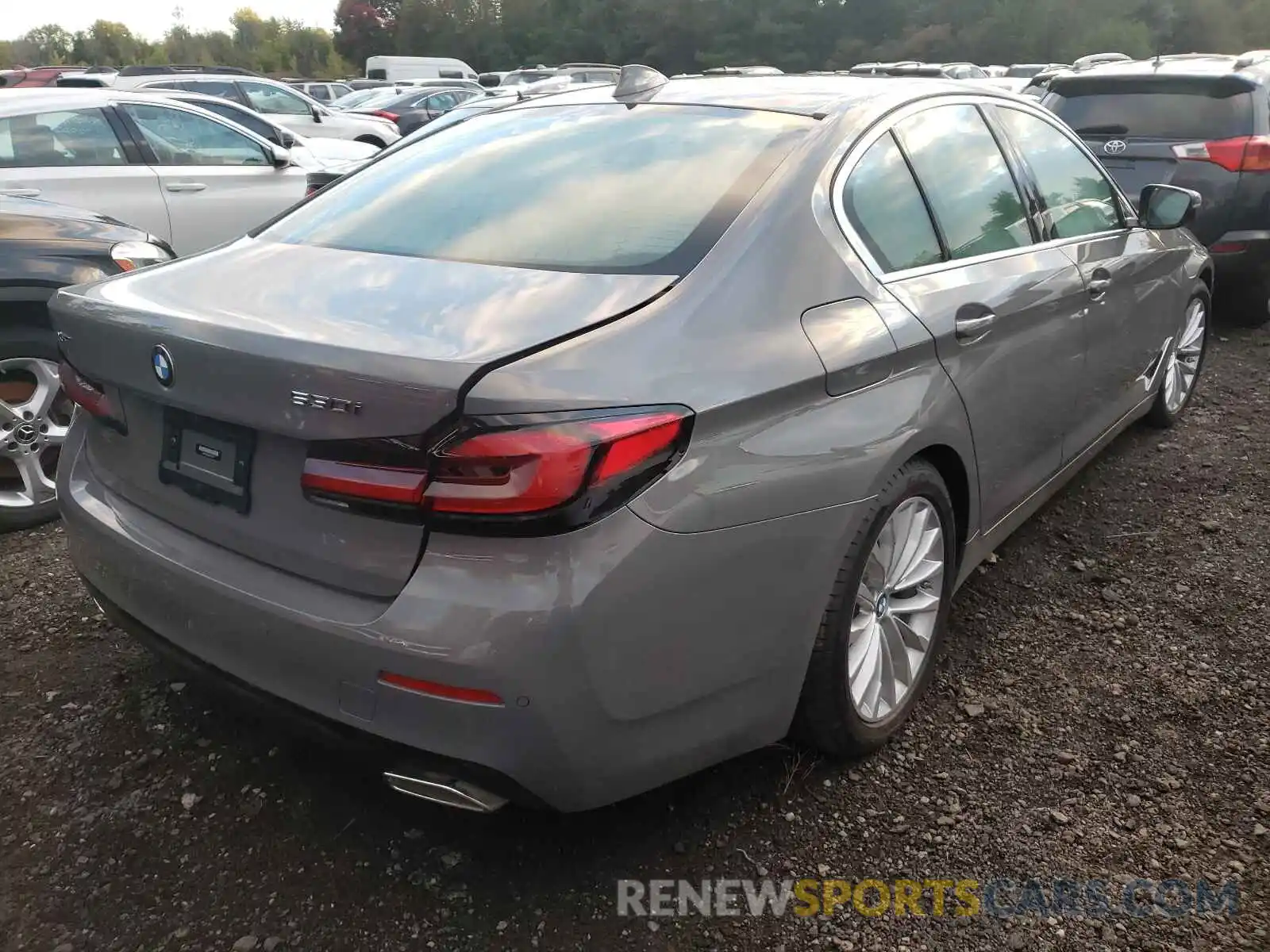 4 Photograph of a damaged car WBA13BJ01NWX41345 BMW 5 SERIES 2022