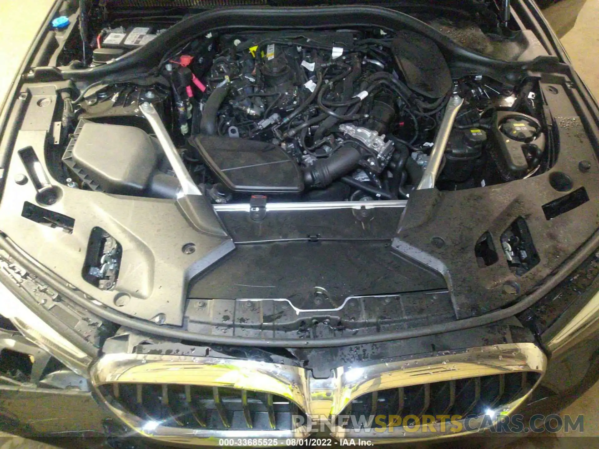 10 Photograph of a damaged car WBA13BJ01NWX62017 BMW 5 SERIES 2022