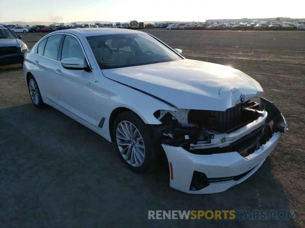 1 Photograph of a damaged car WBA13BJ05NCJ26699 BMW 5 SERIES 2022