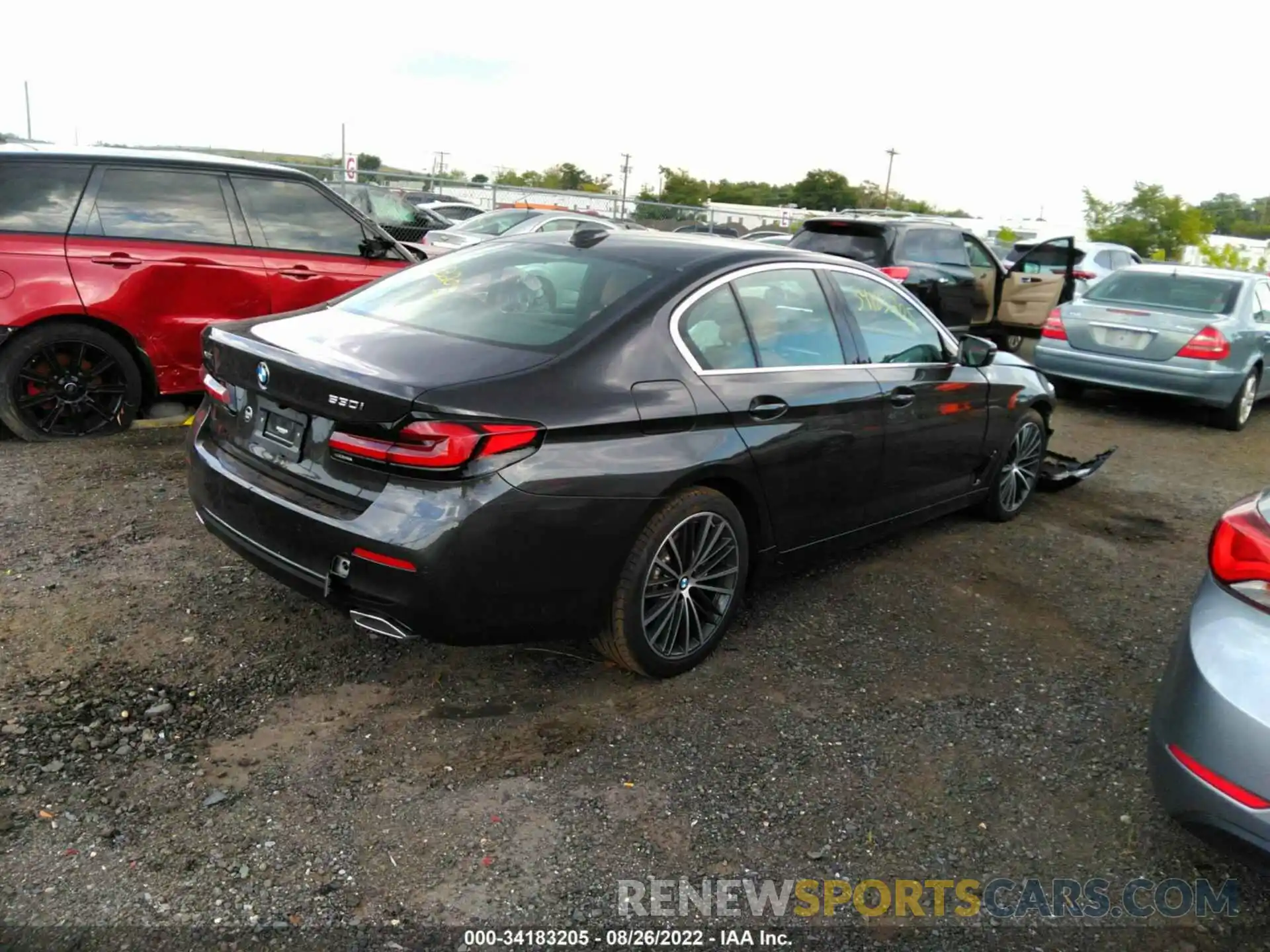 4 Photograph of a damaged car WBA13BJ0XNCK10940 BMW 5 SERIES 2022