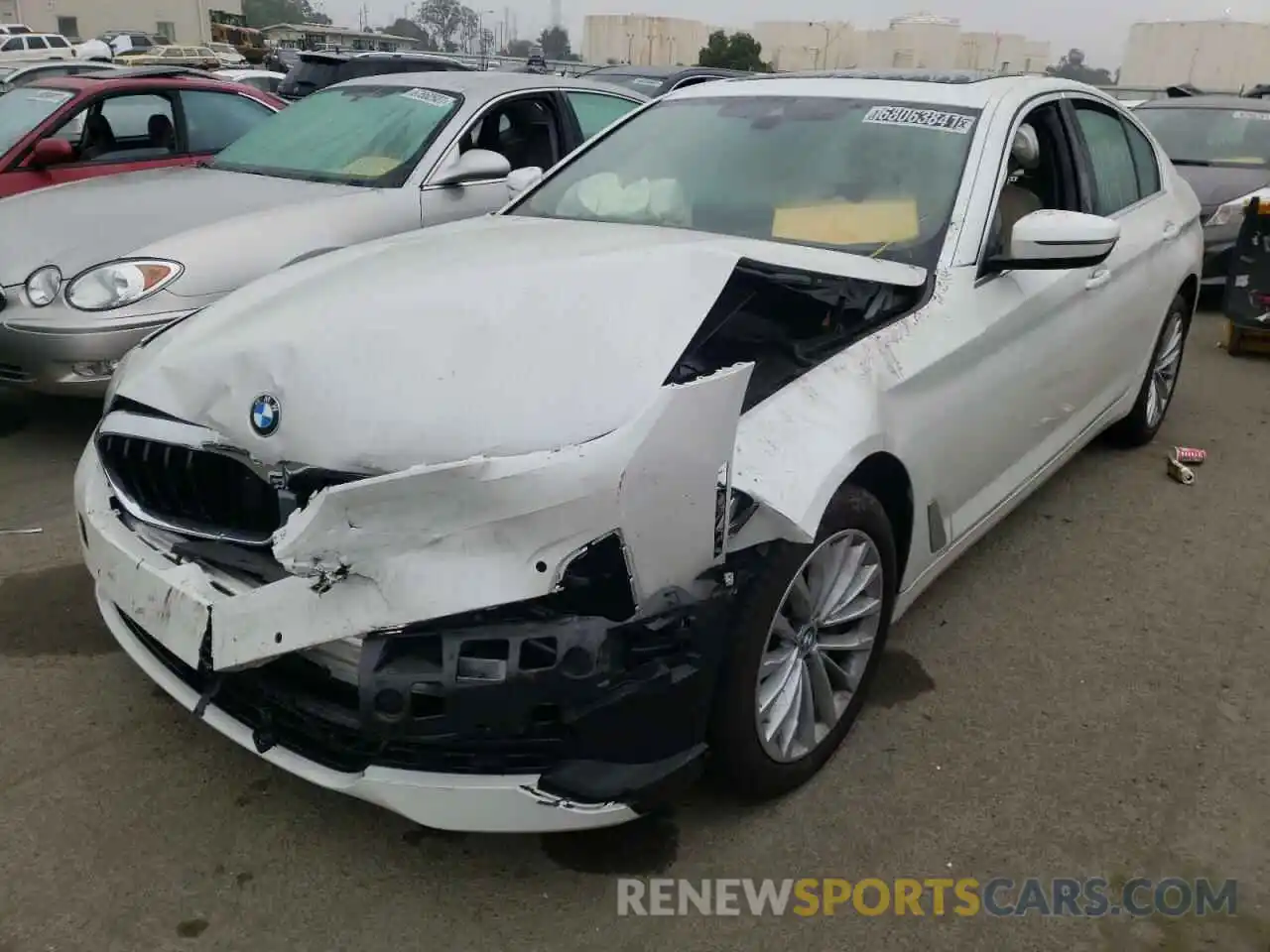 2 Photograph of a damaged car WBA53BH00NCH61338 BMW 5 SERIES 2022