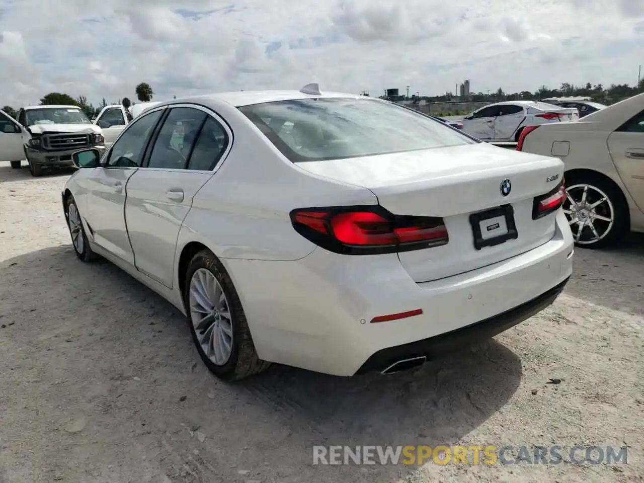 3 Photograph of a damaged car WBA53BH03NCJ23677 BMW 5 SERIES 2022