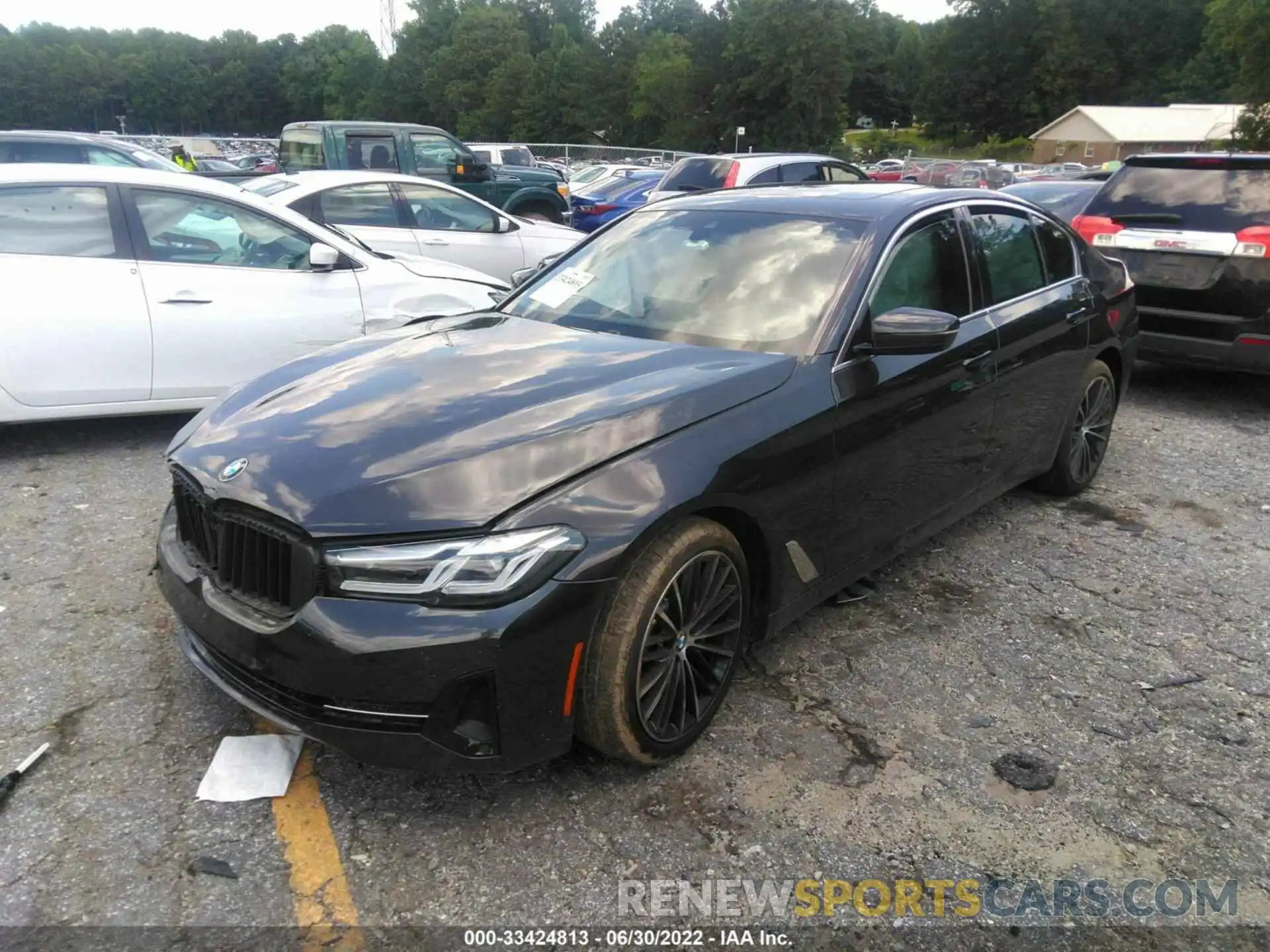 2 Photograph of a damaged car WBA53BH03NWX41046 BMW 5 SERIES 2022