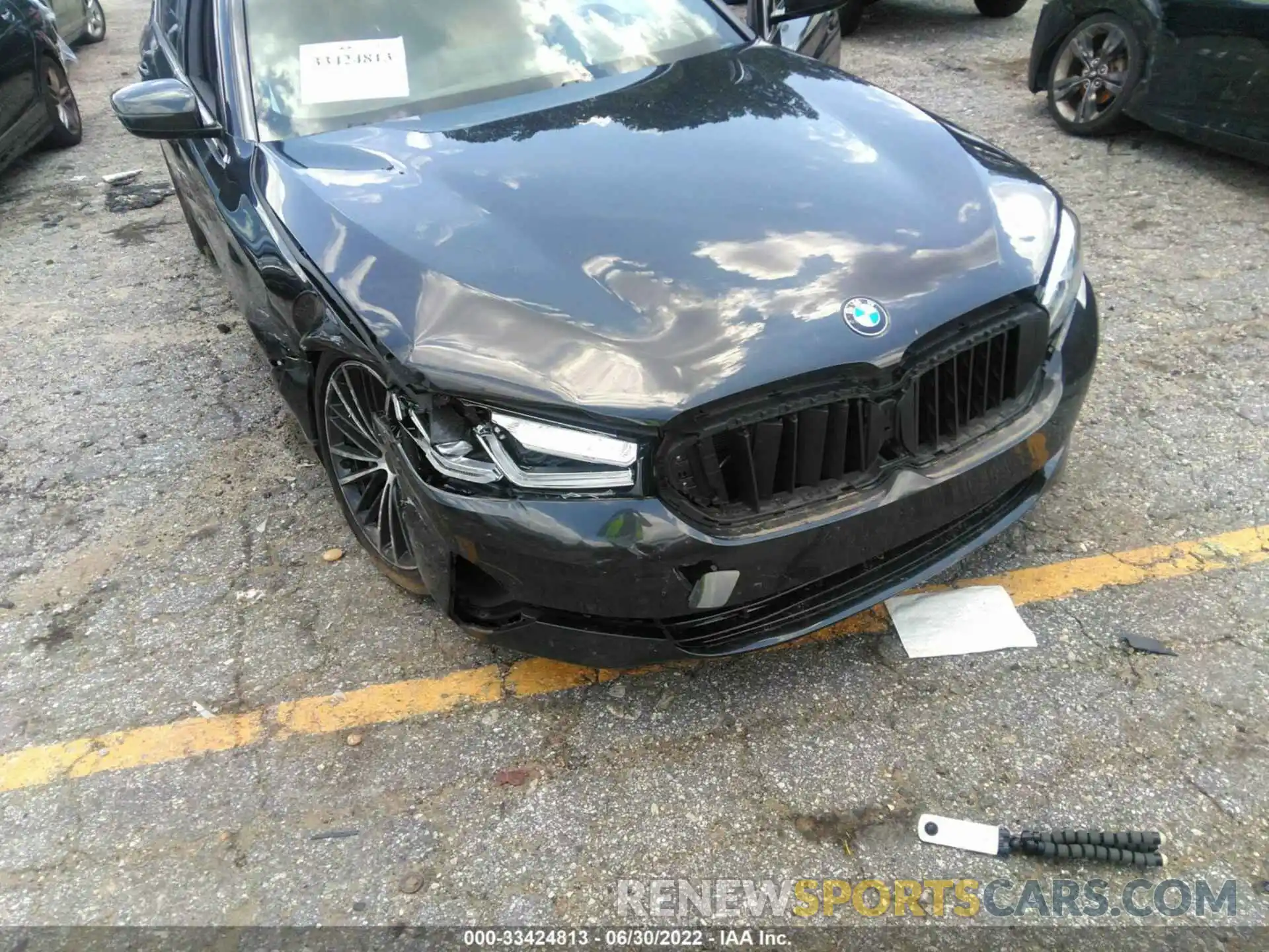 6 Photograph of a damaged car WBA53BH03NWX41046 BMW 5 SERIES 2022